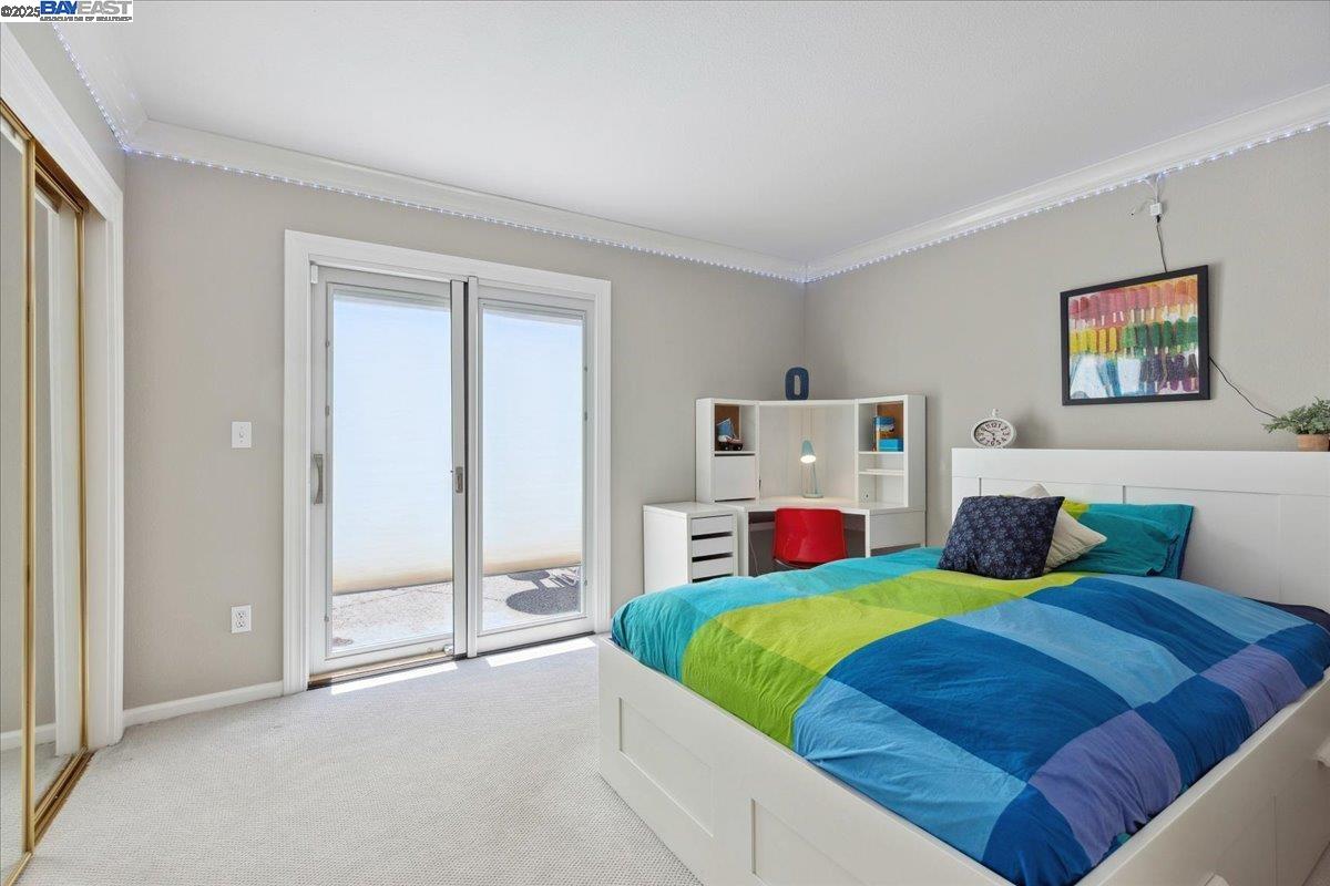 6317 Corte Esperanza