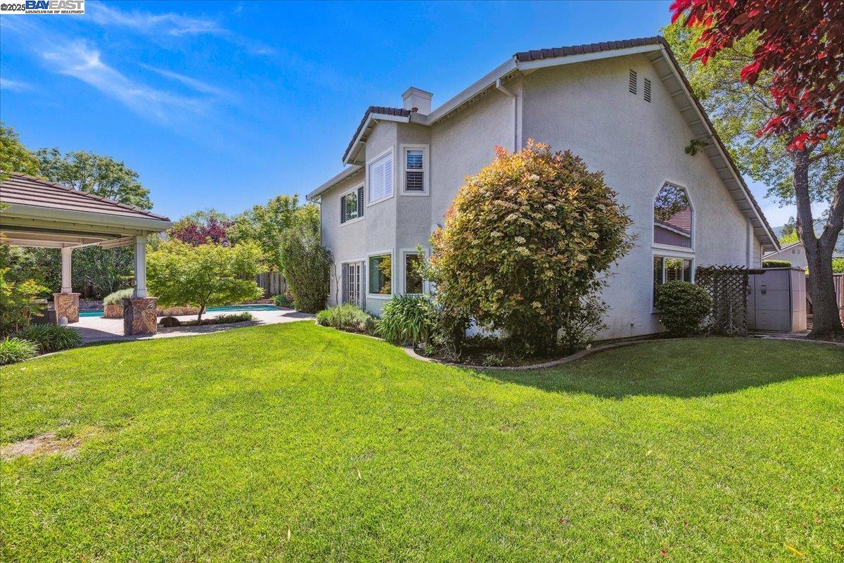 6317 Corte Esperanza