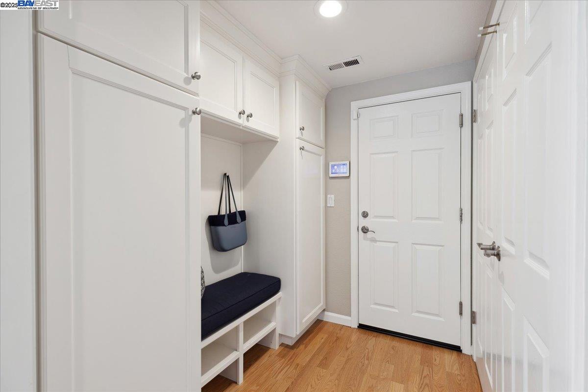 6317 Corte Esperanza