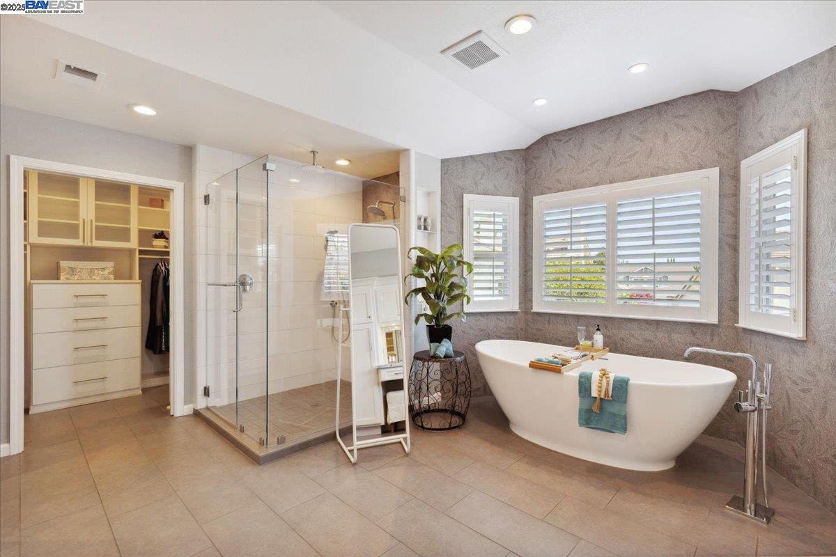 6317 Corte Esperanza