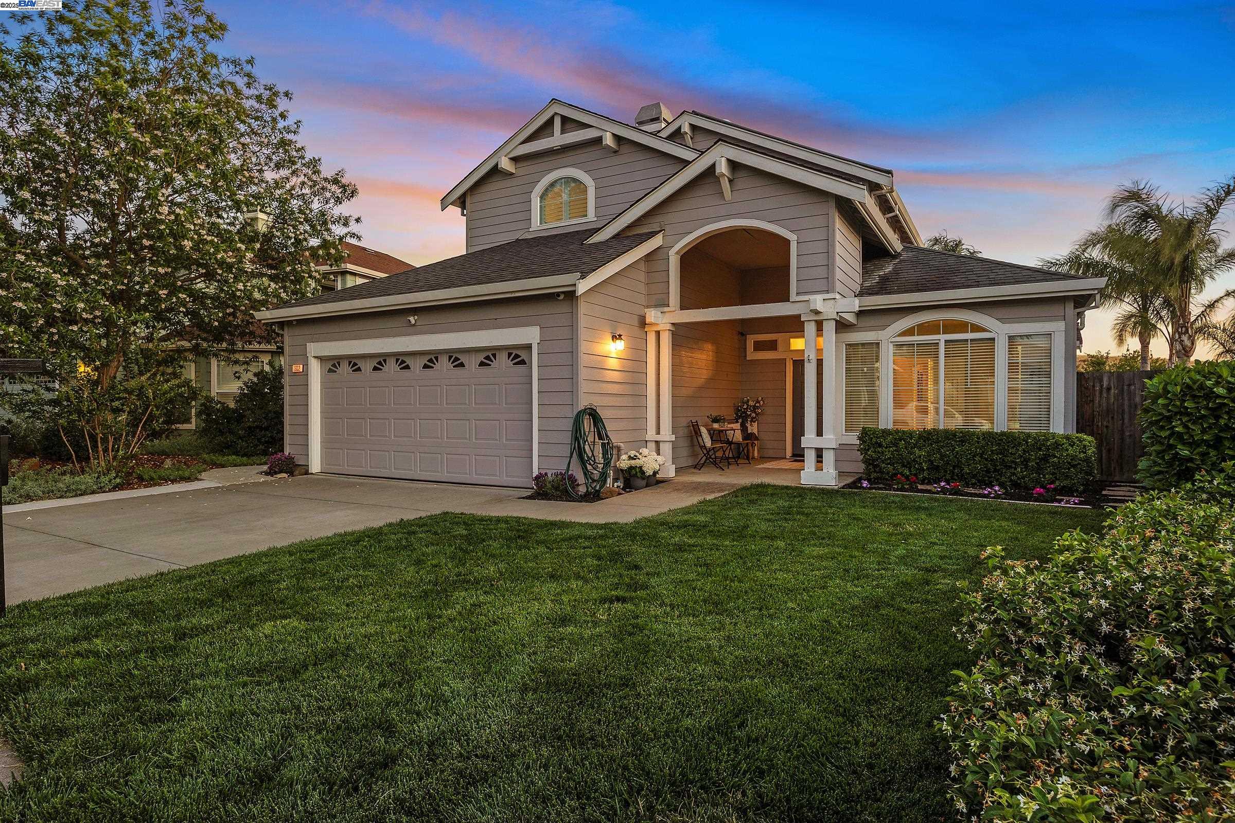 1932 Meadow Glen Dr.