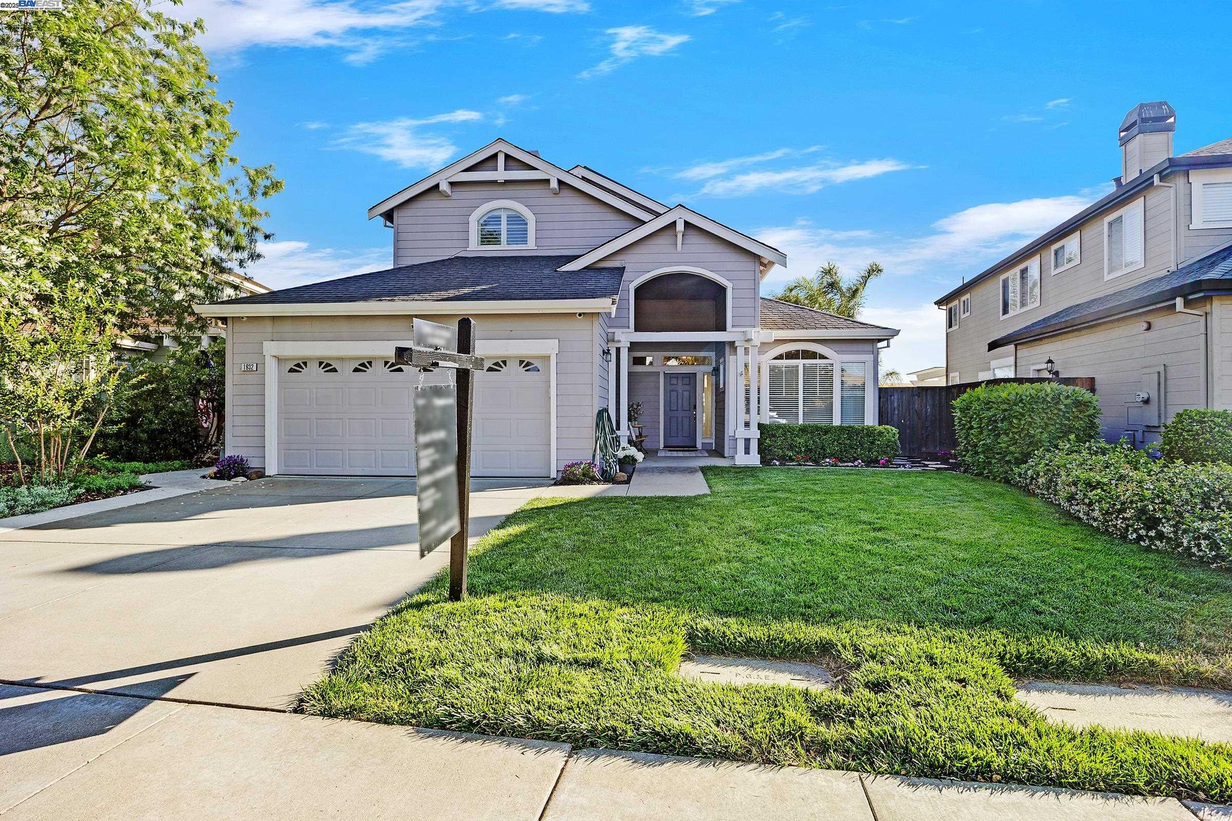 1932 Meadow Glen Dr.