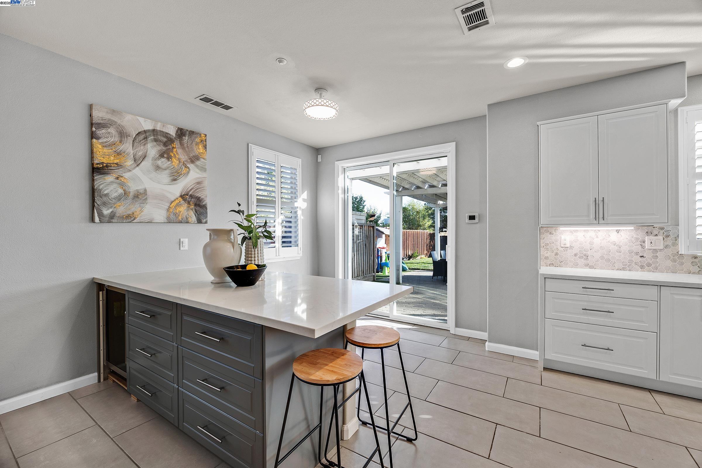 1932 Meadow Glen Dr.