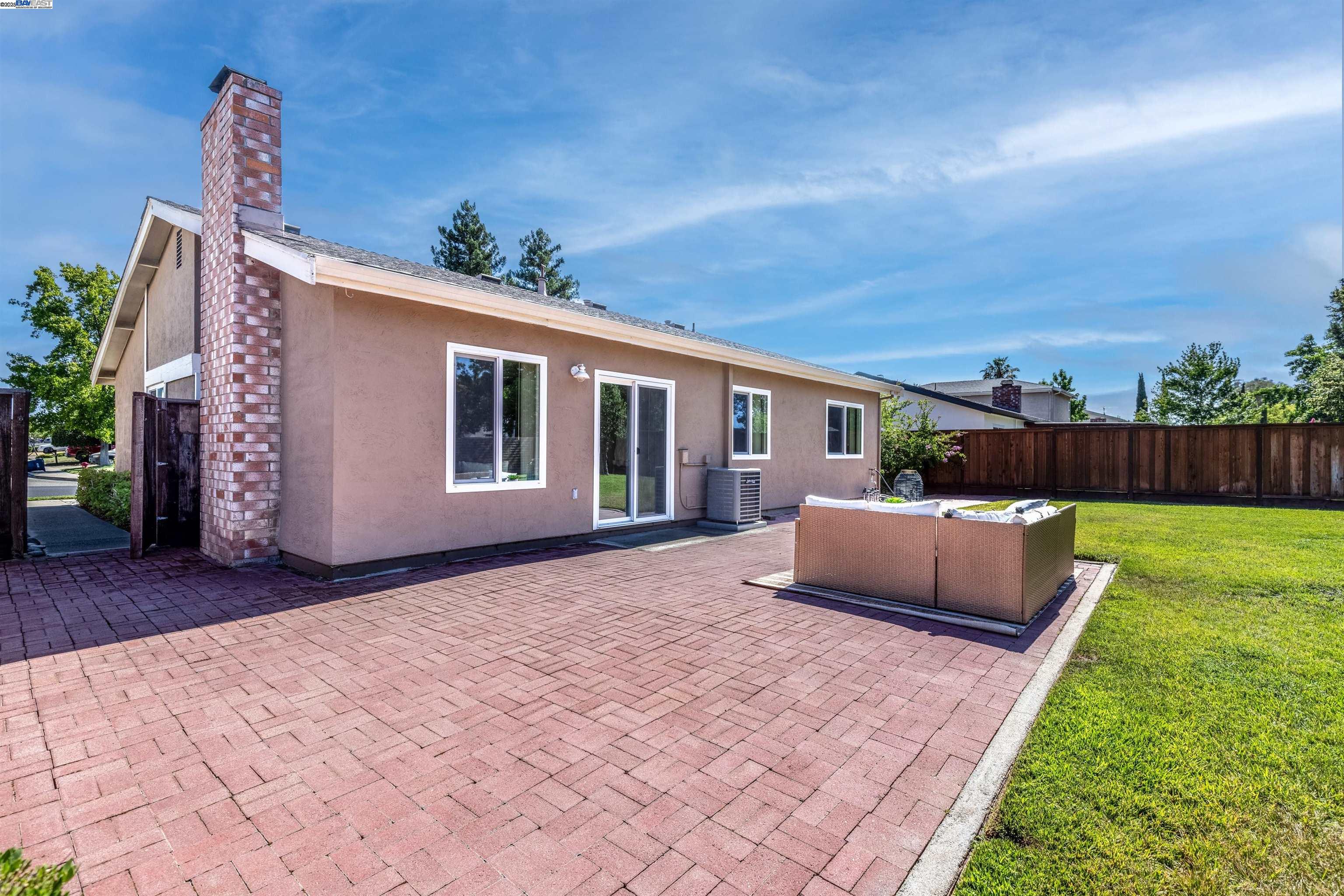 168 Tamalpais Ave