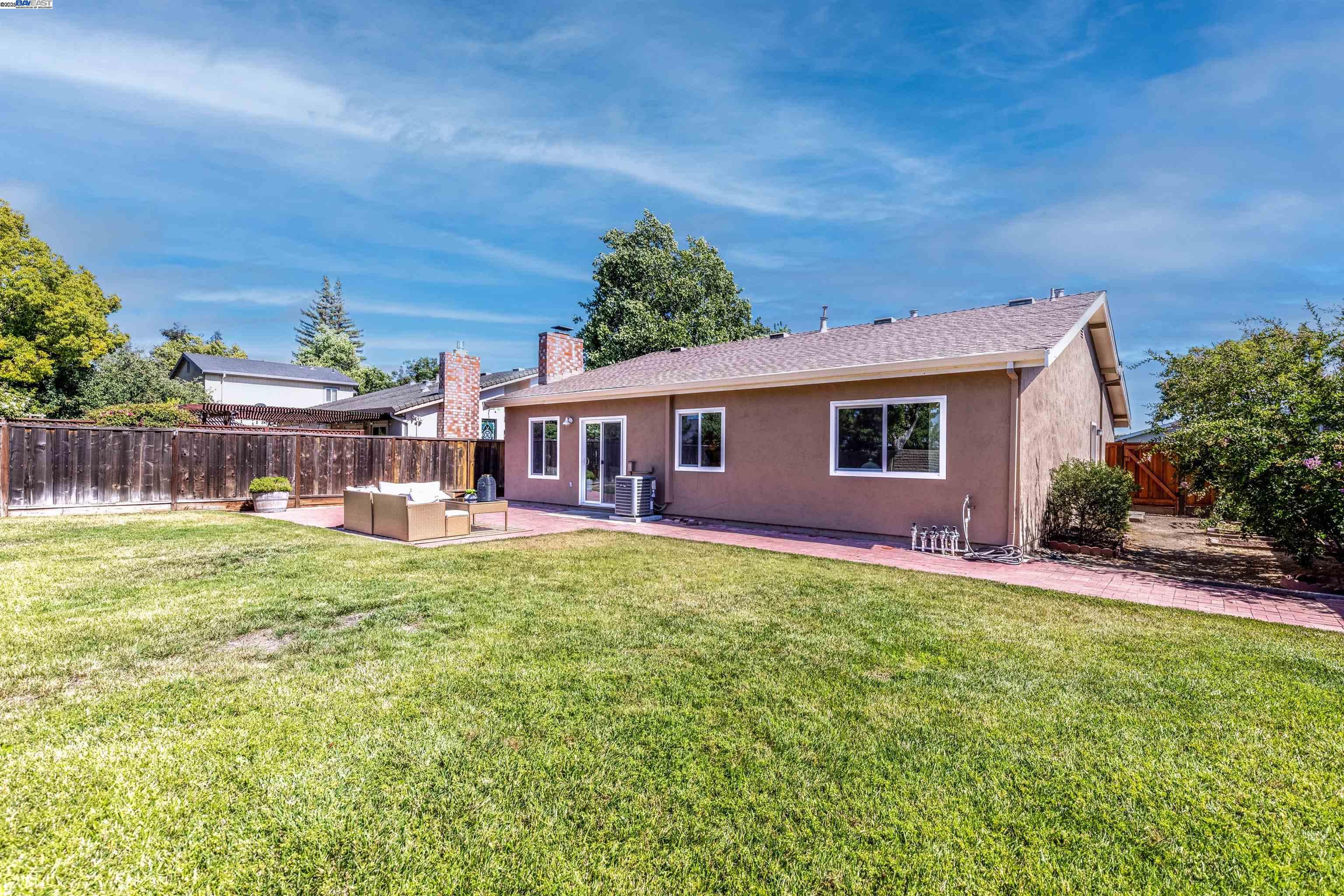 168 Tamalpais Ave