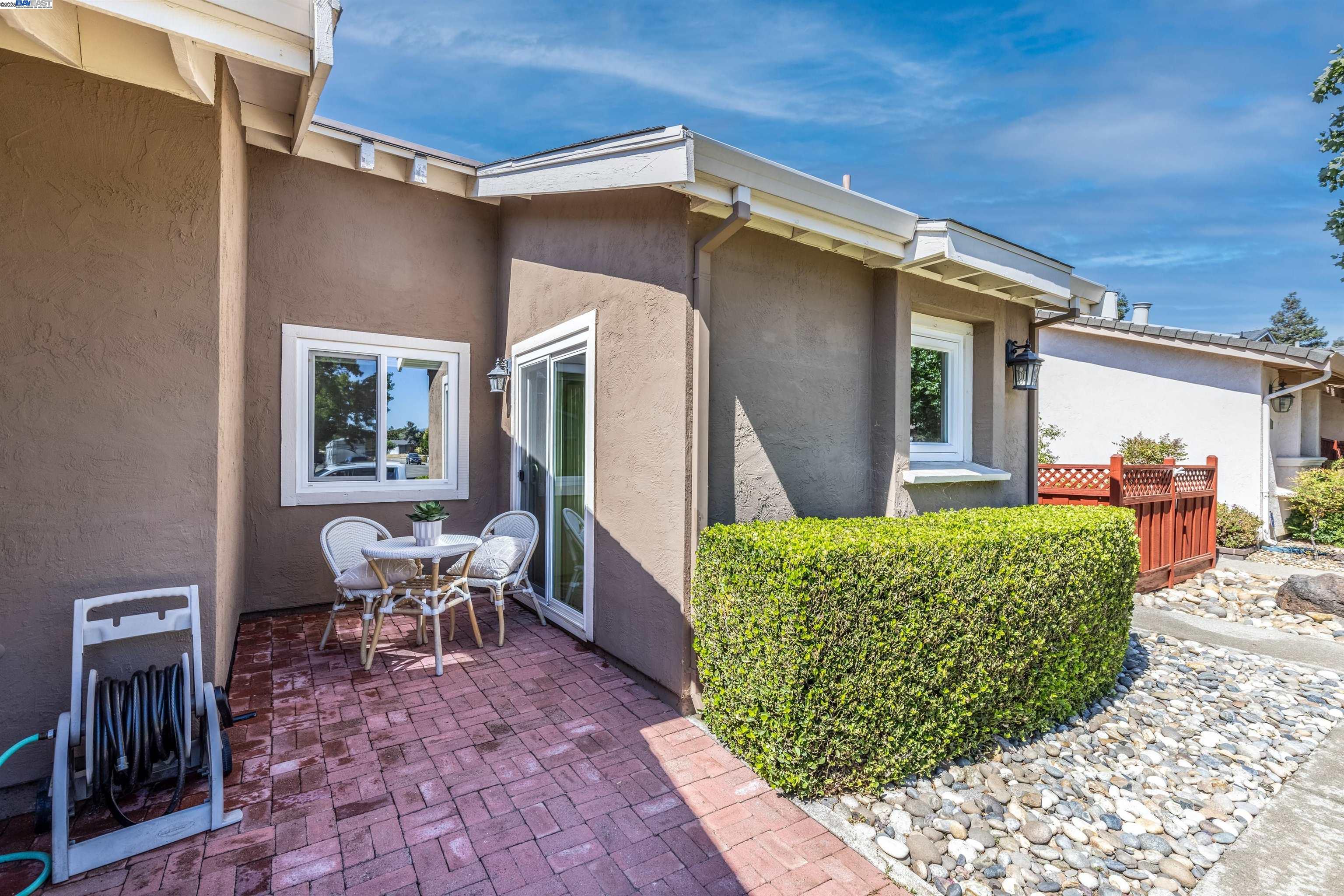 168 Tamalpais Ave