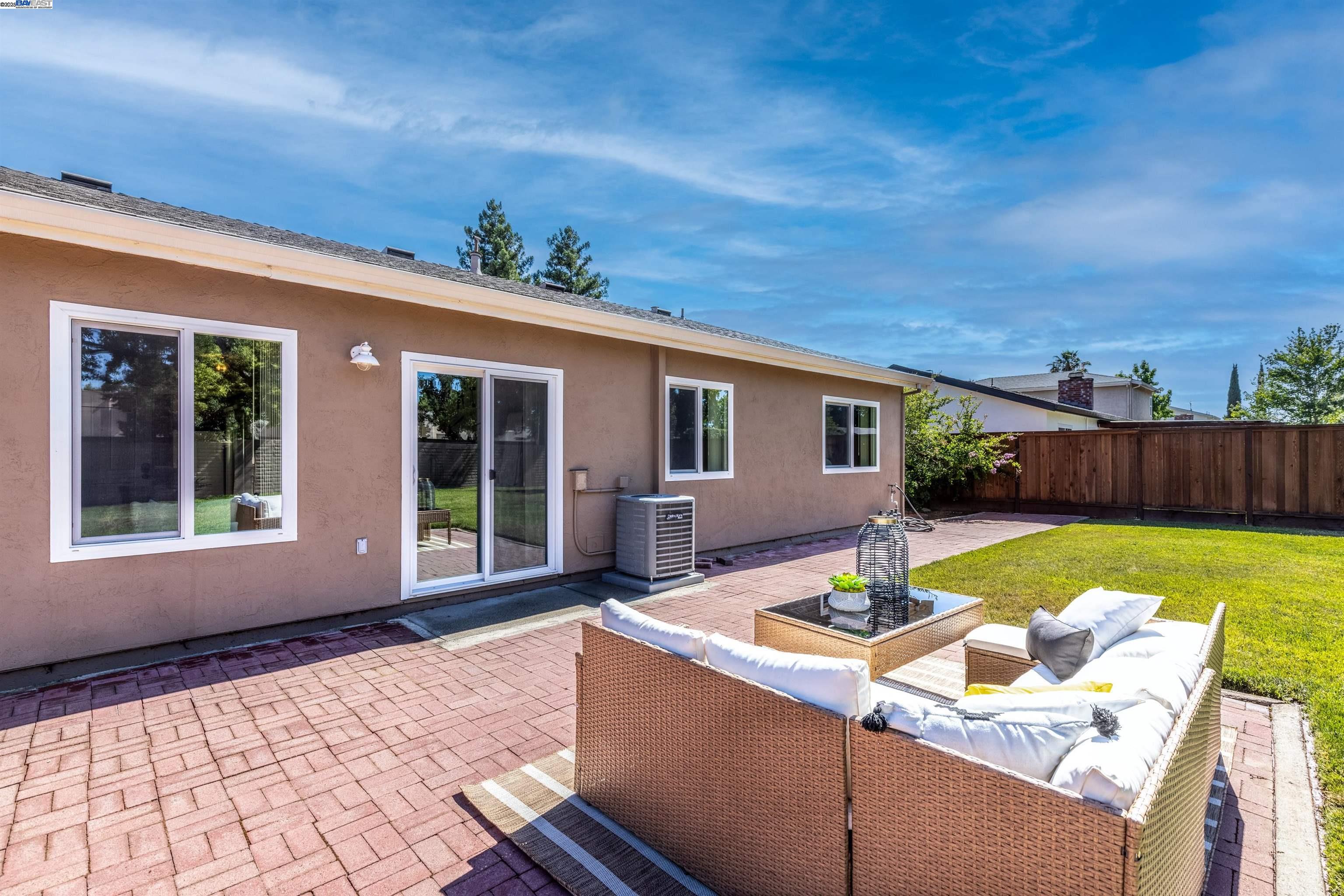 168 Tamalpais Ave