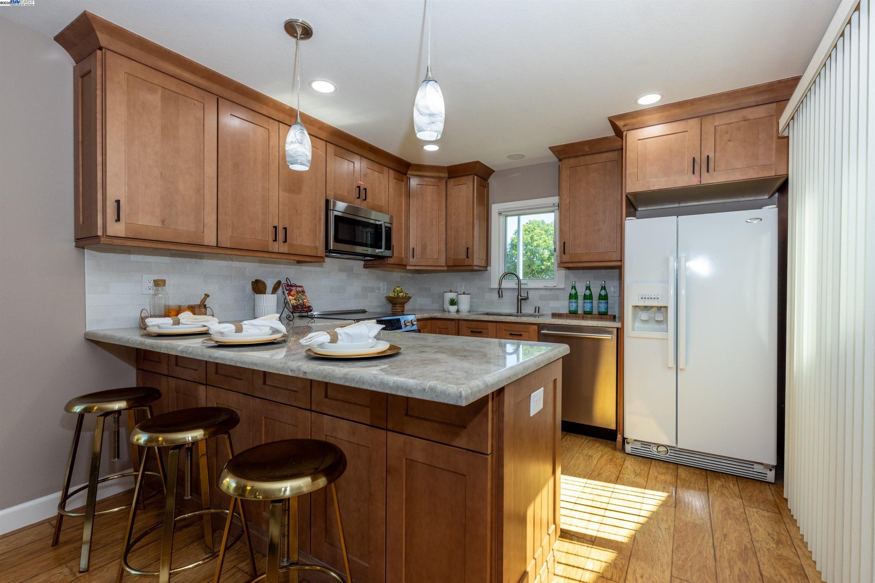 168 Tamalpais Ave