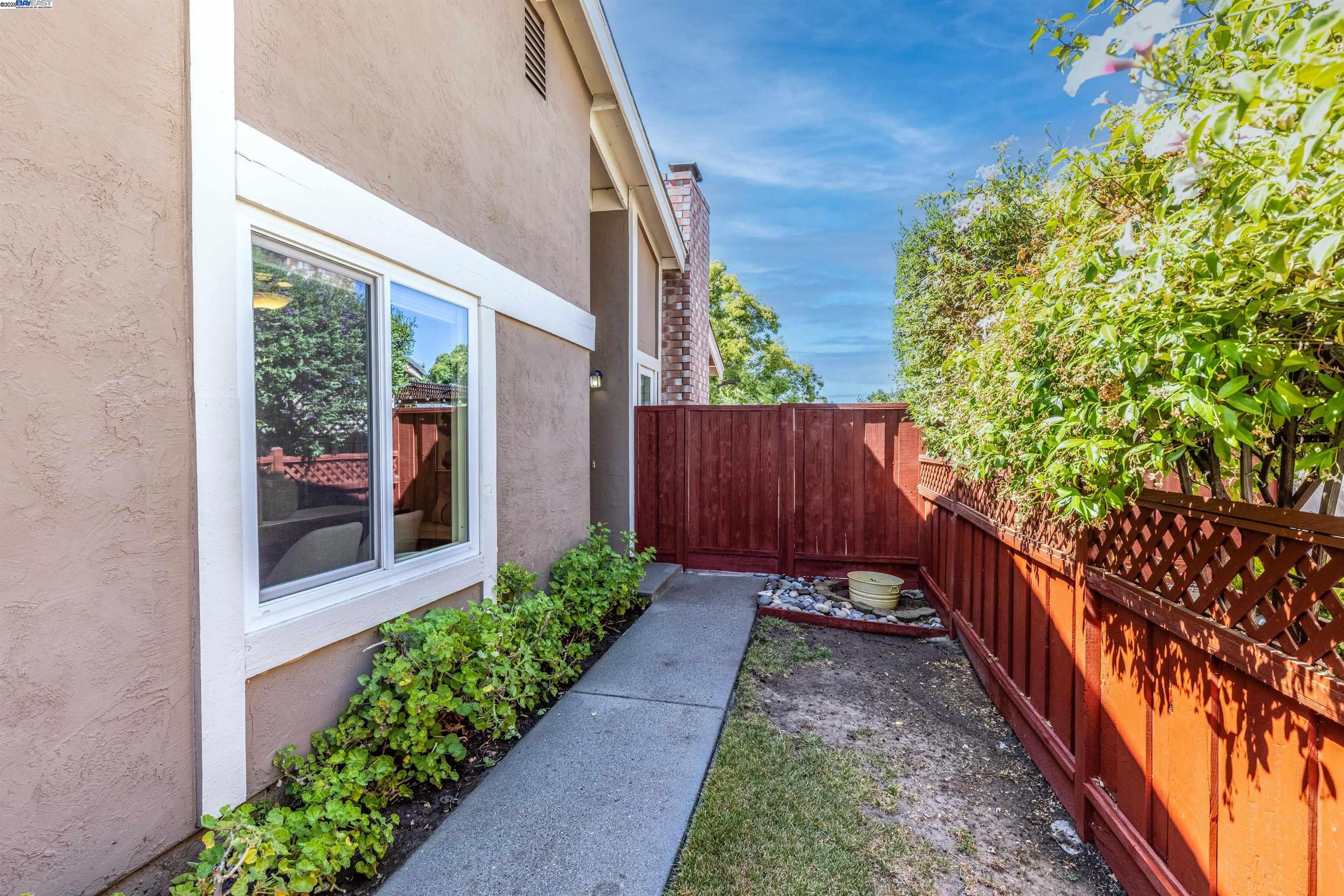 168 Tamalpais Ave
