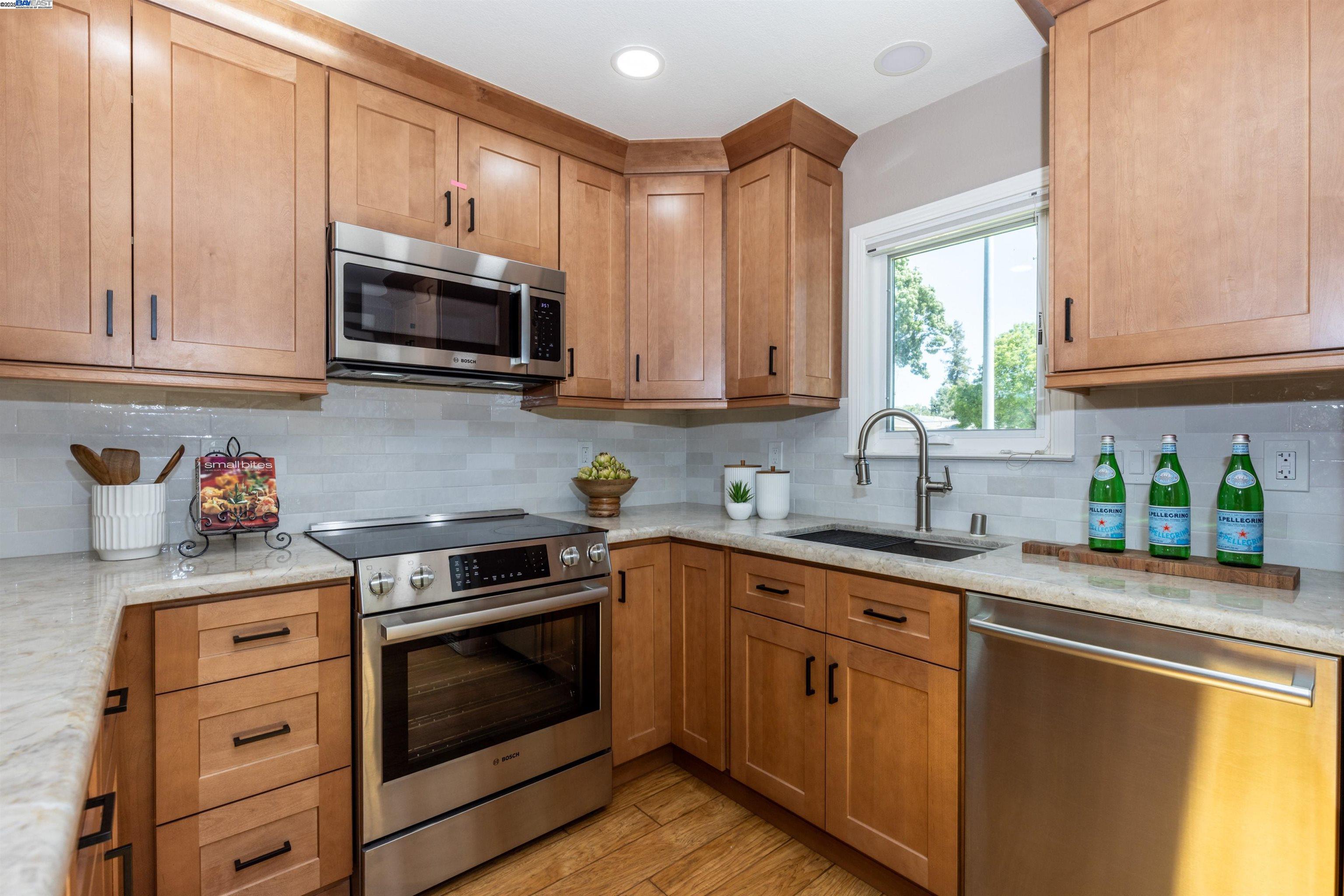 168 Tamalpais Ave