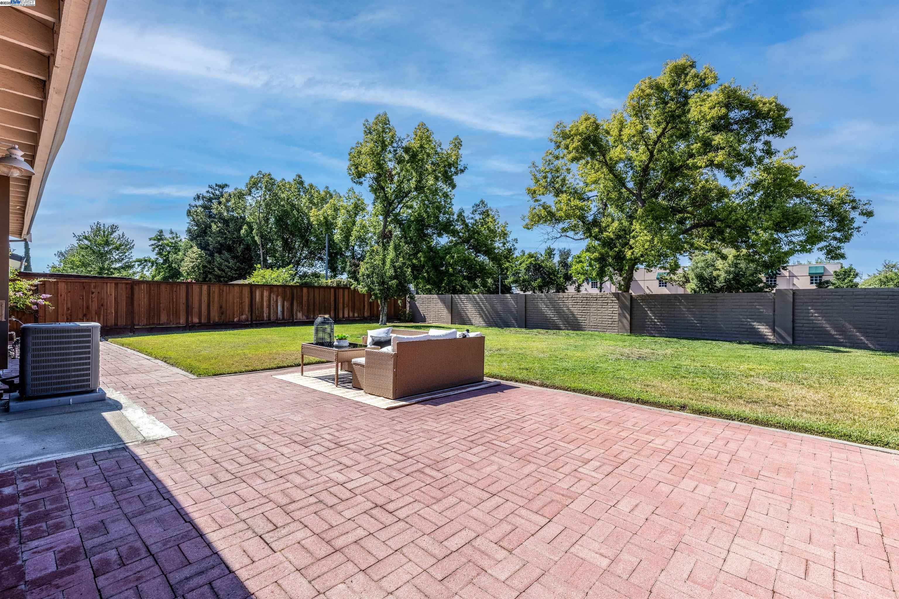 168 Tamalpais Ave