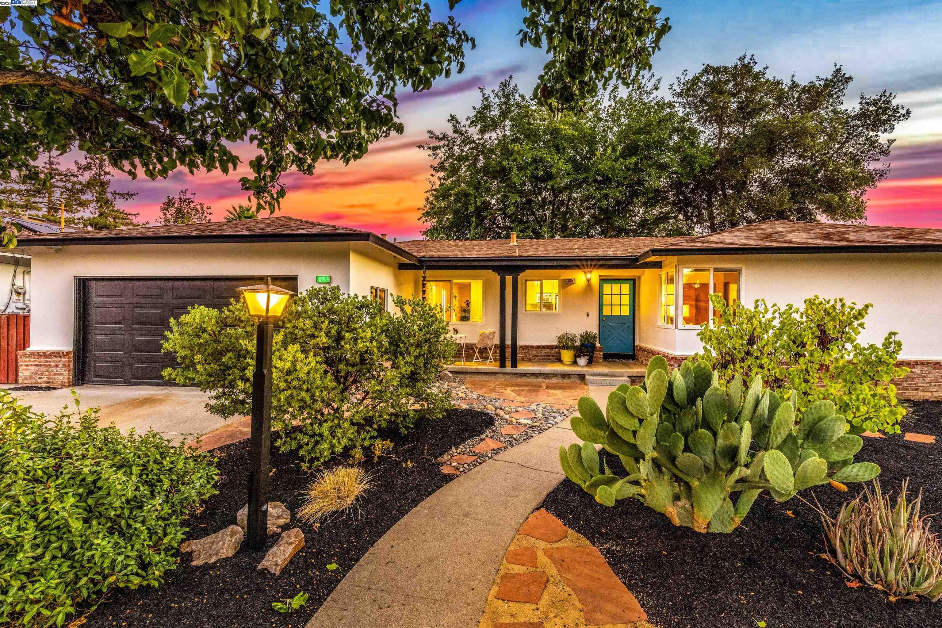 3857 Pestana Way