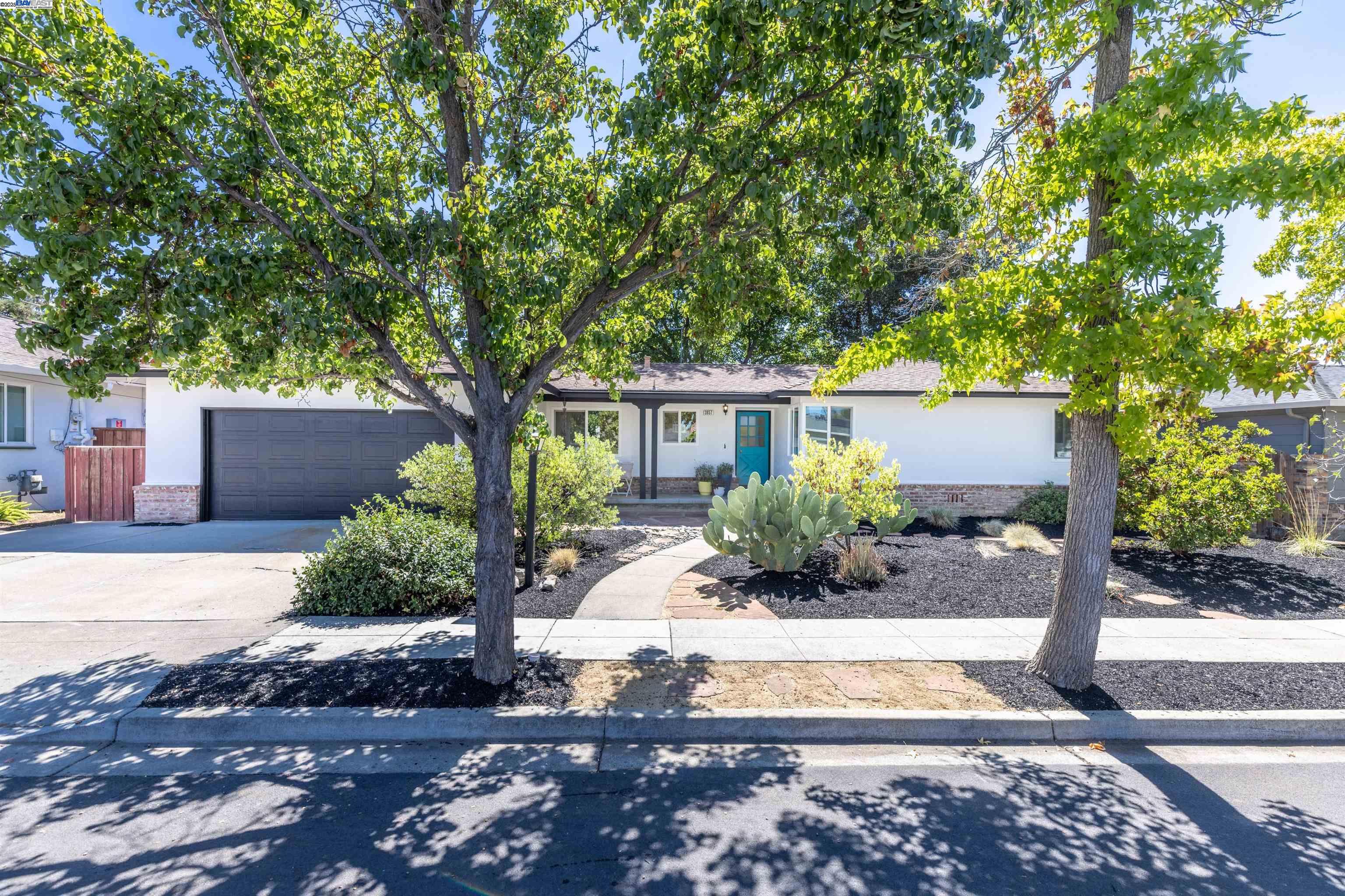 3857 Pestana Way