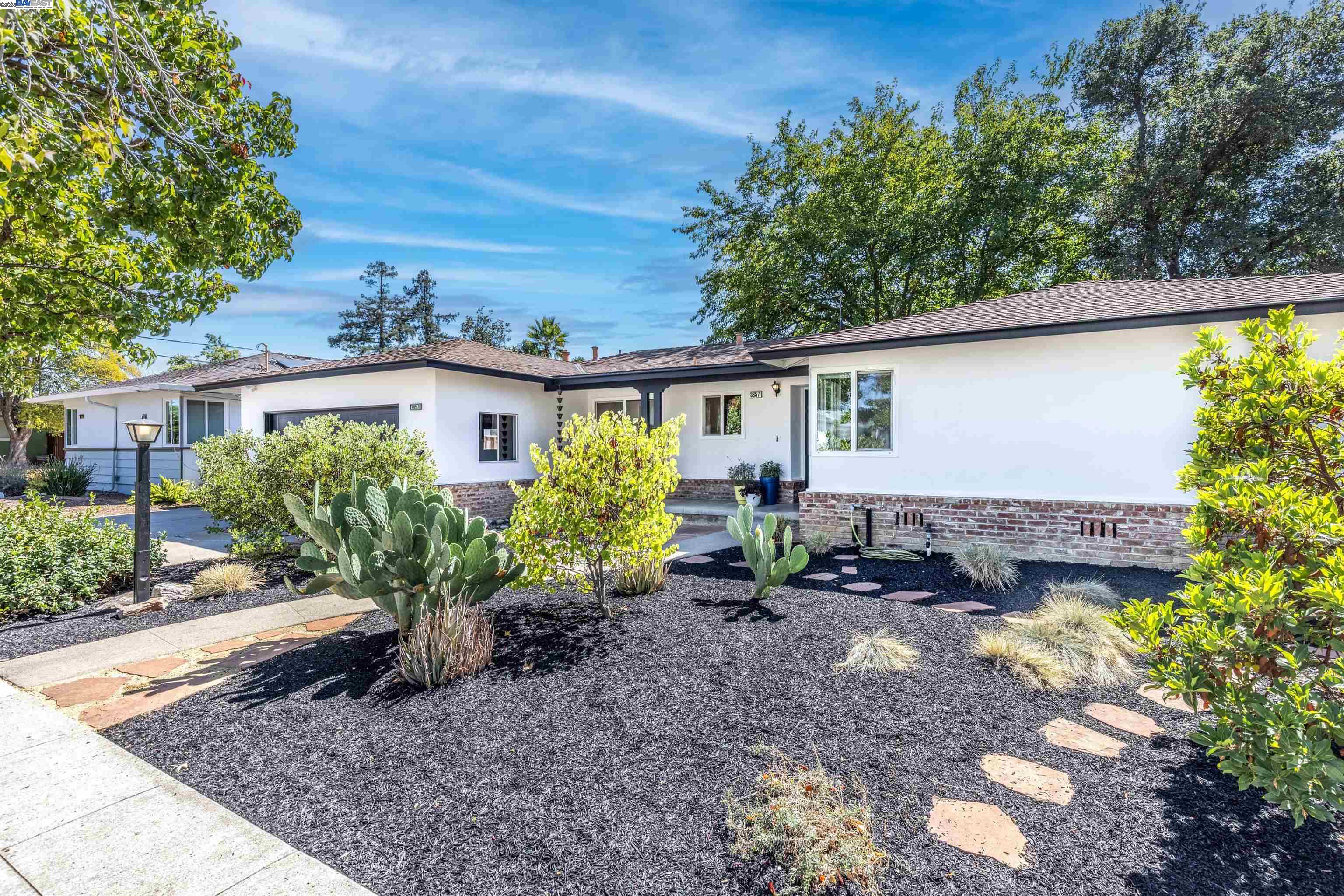 3857 Pestana Way