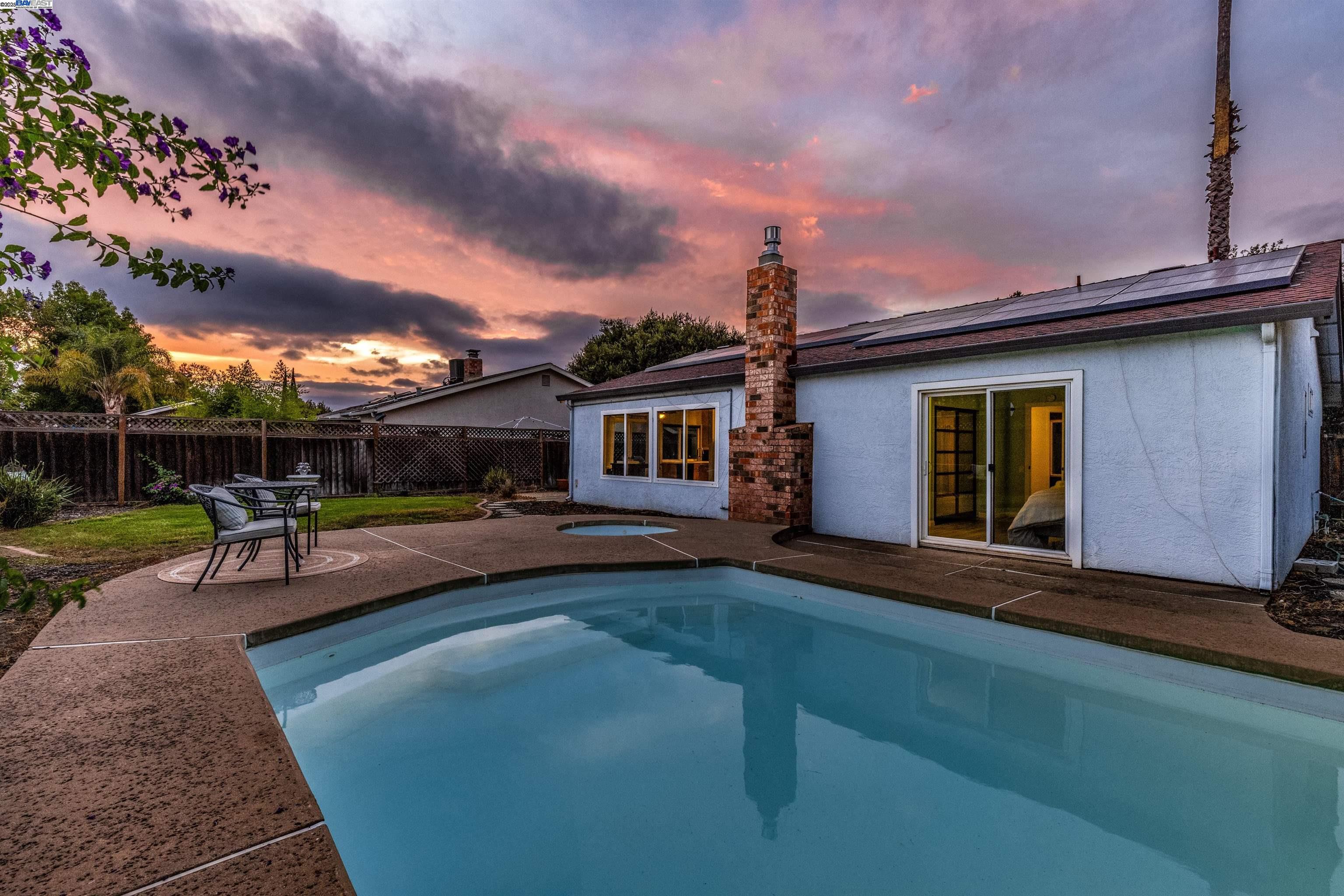 258 Turnstone Dr