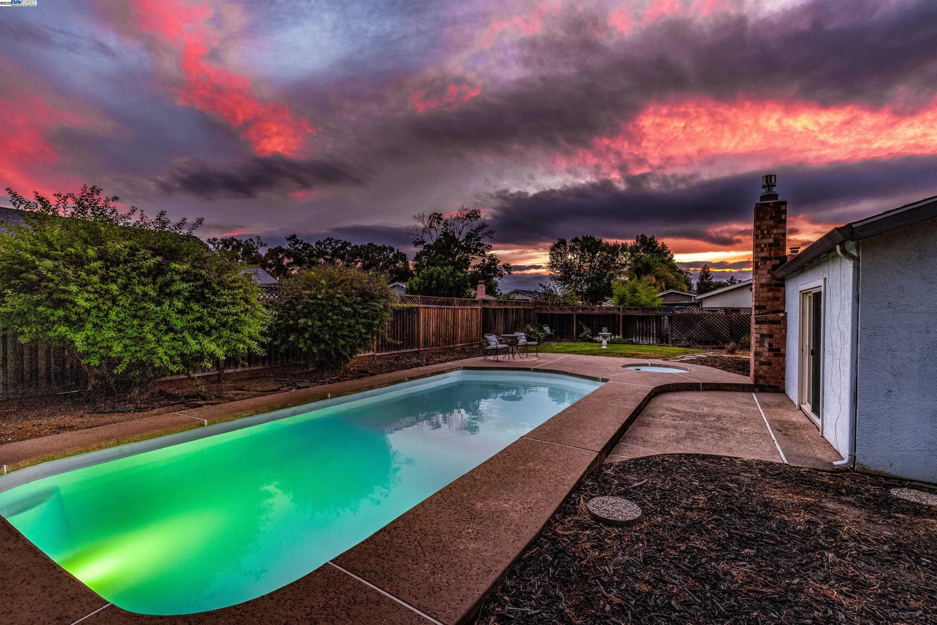 258 Turnstone Dr