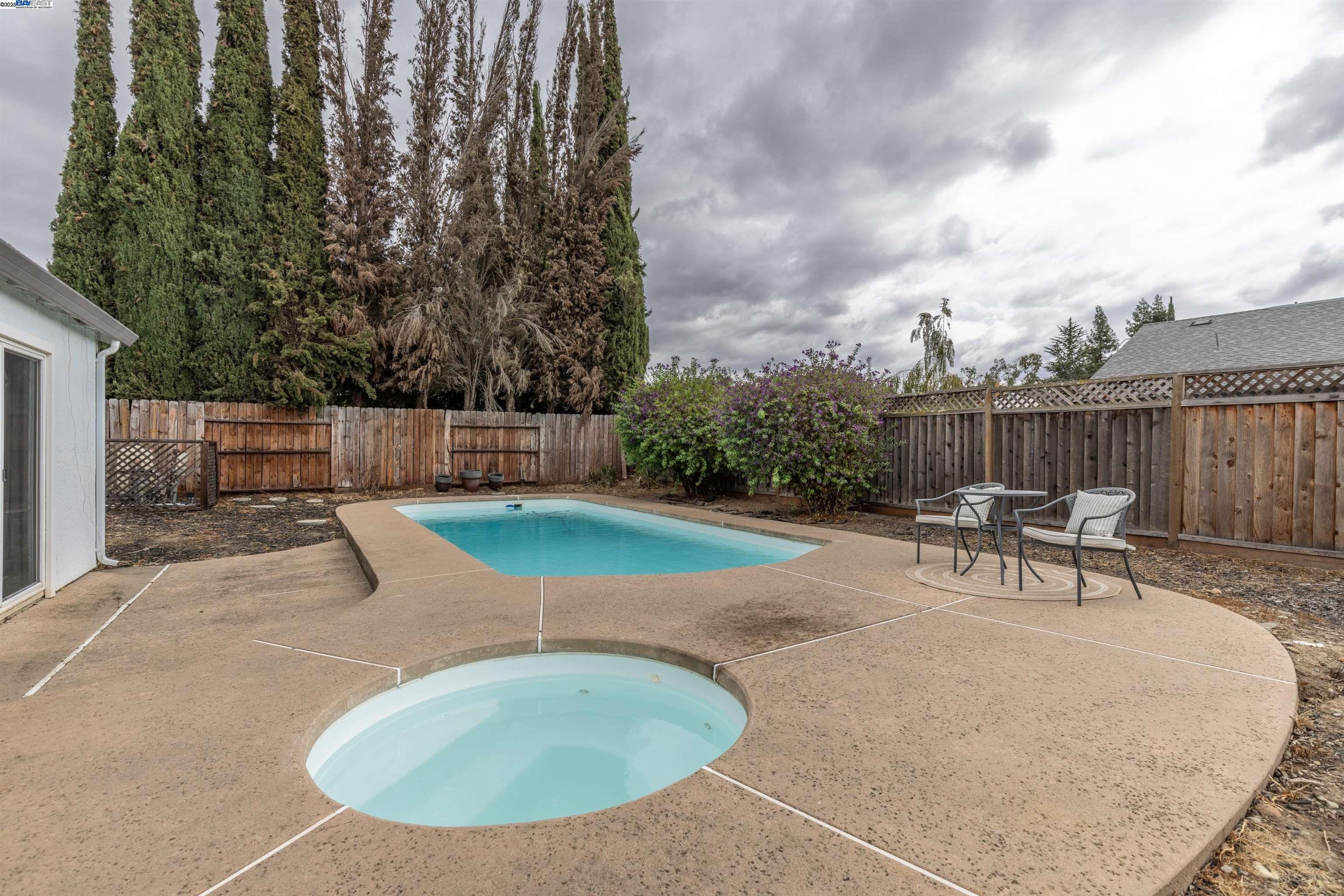 258 Turnstone Dr