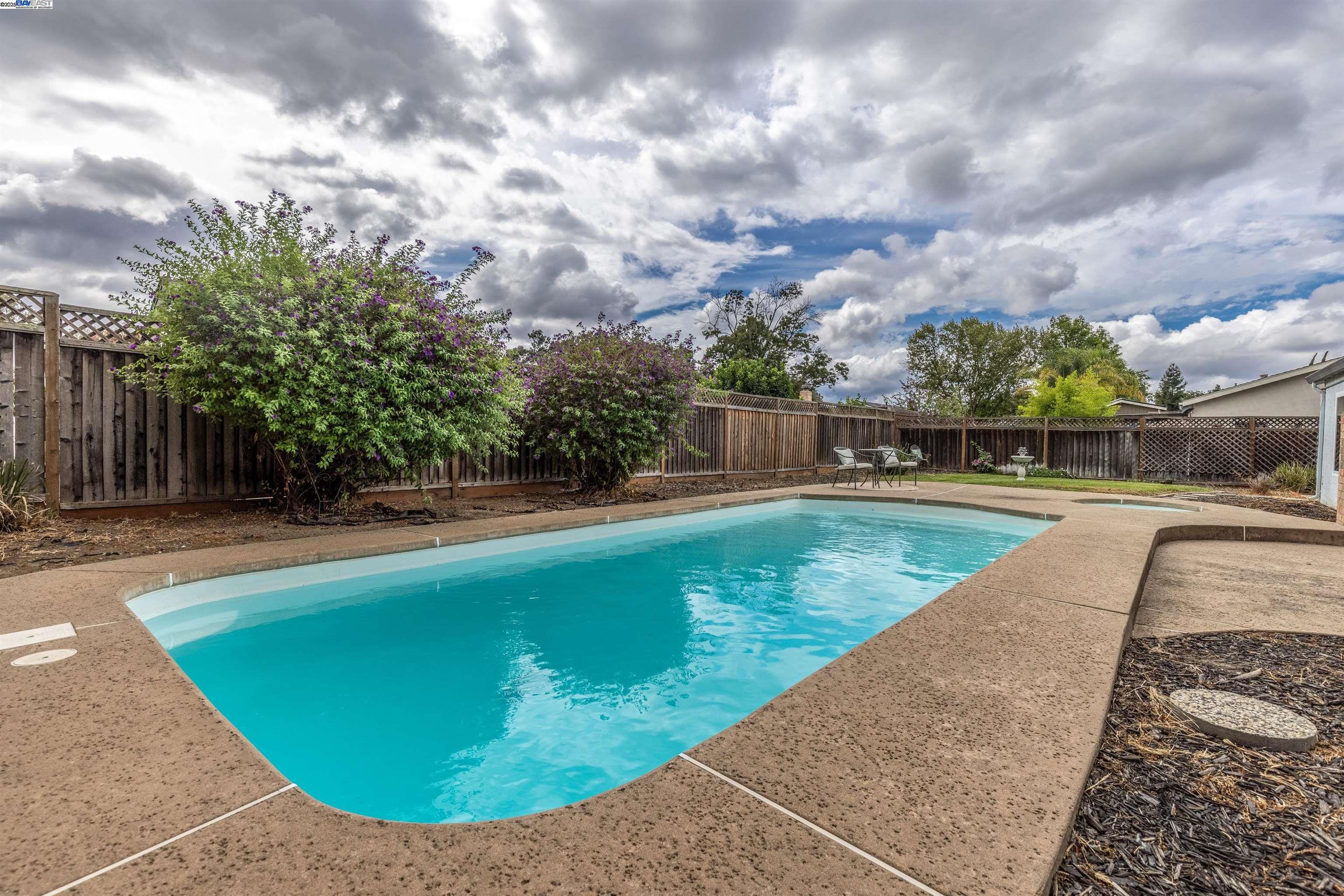 258 Turnstone Dr