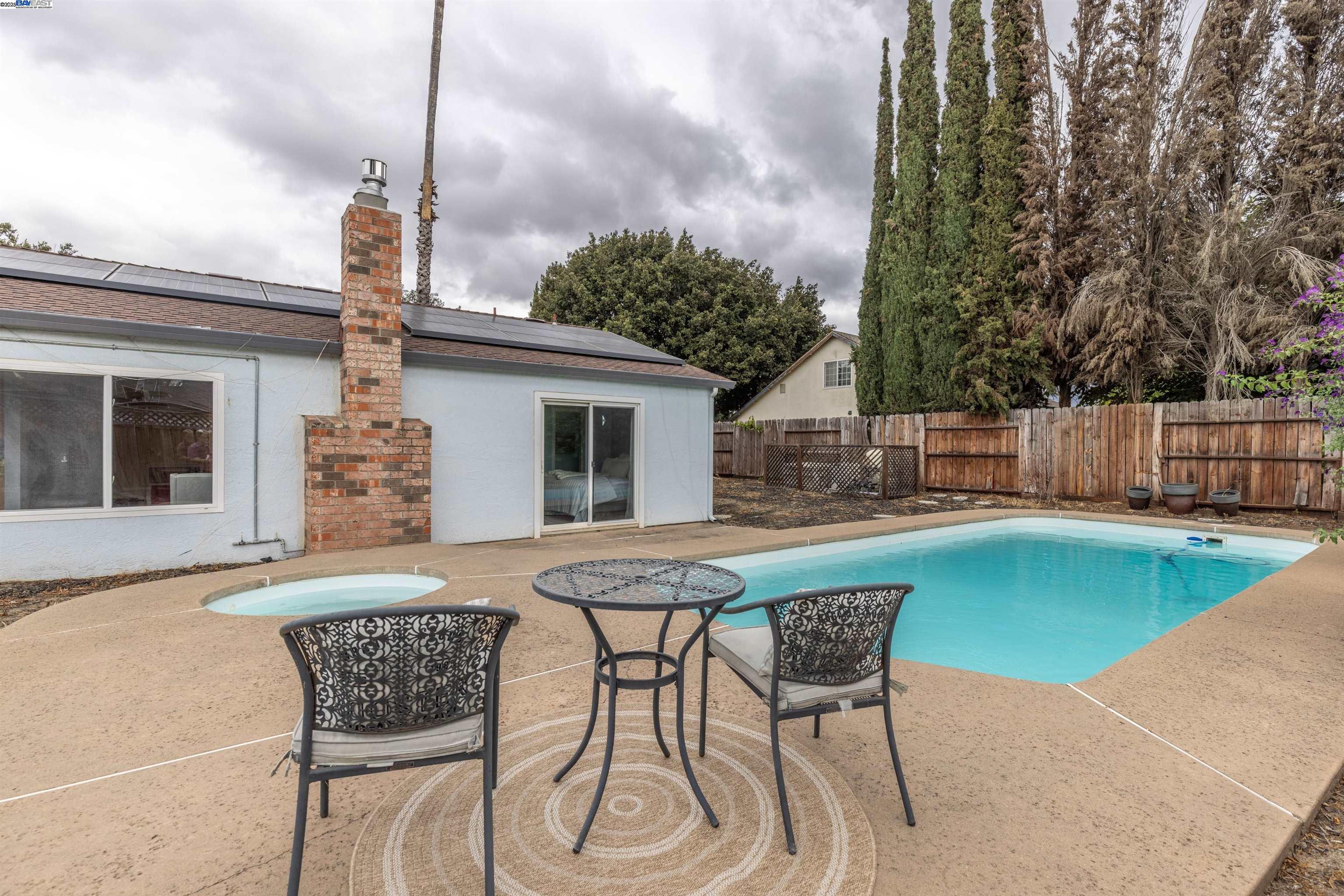 258 Turnstone Dr