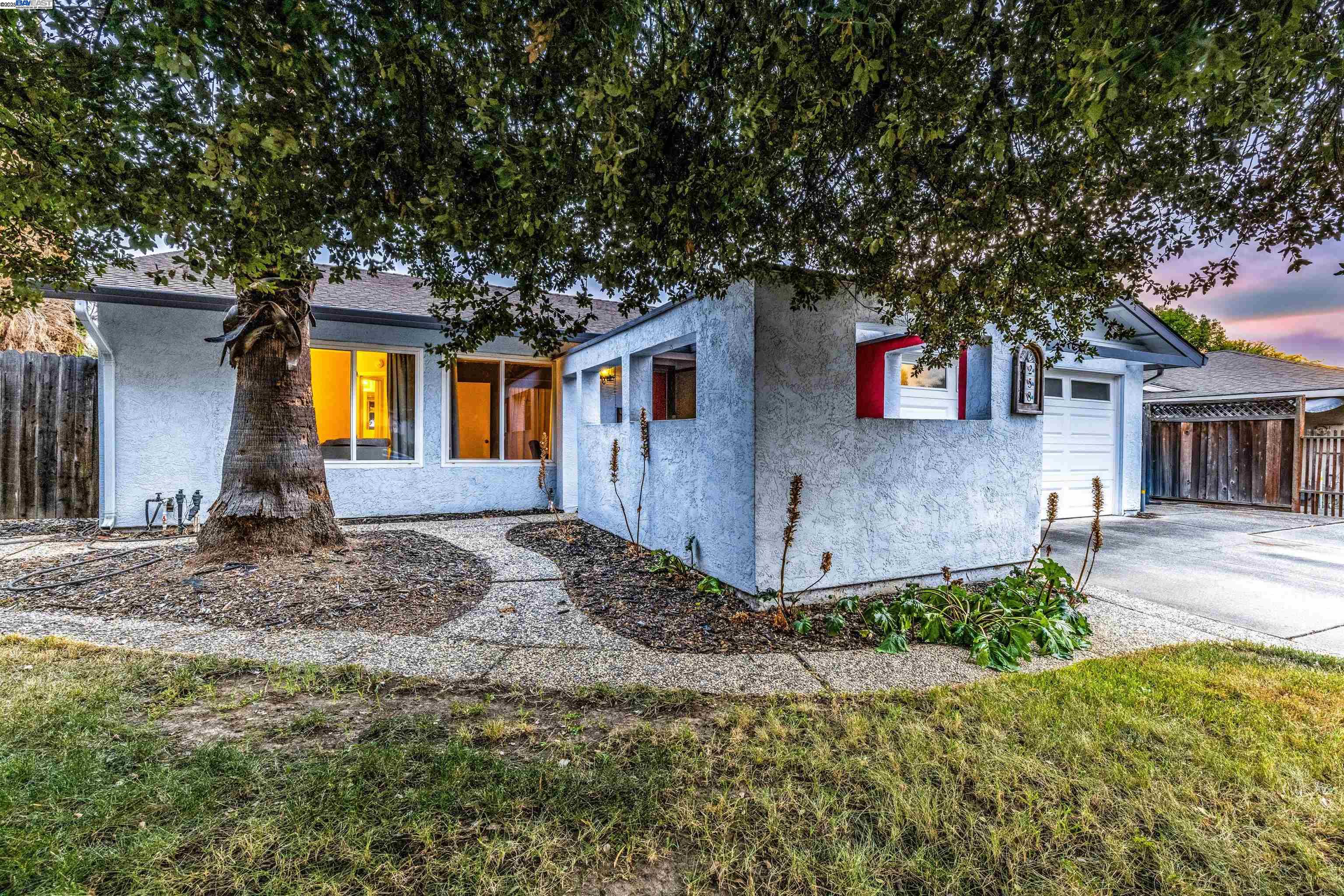 258 Turnstone Dr
