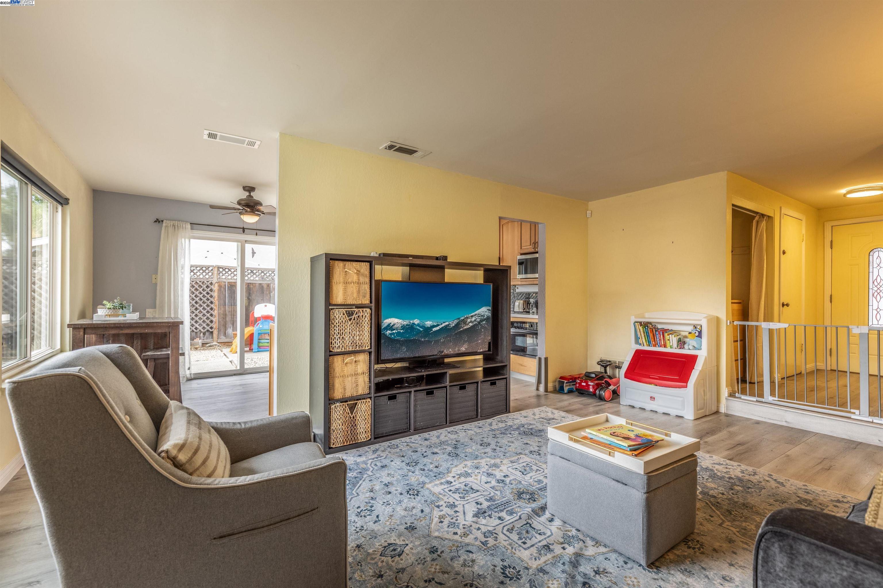 258 Turnstone Dr
