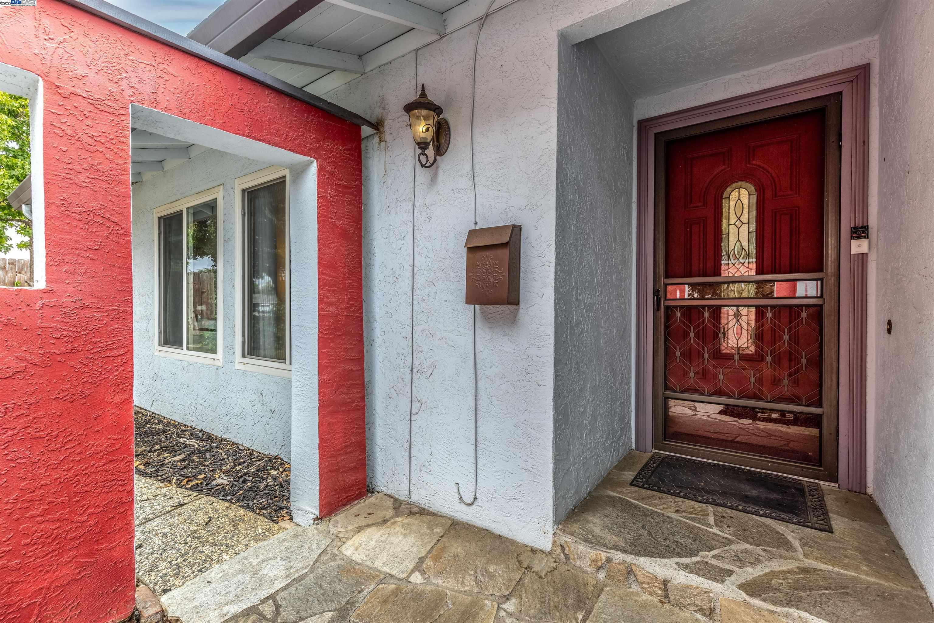 258 Turnstone Dr