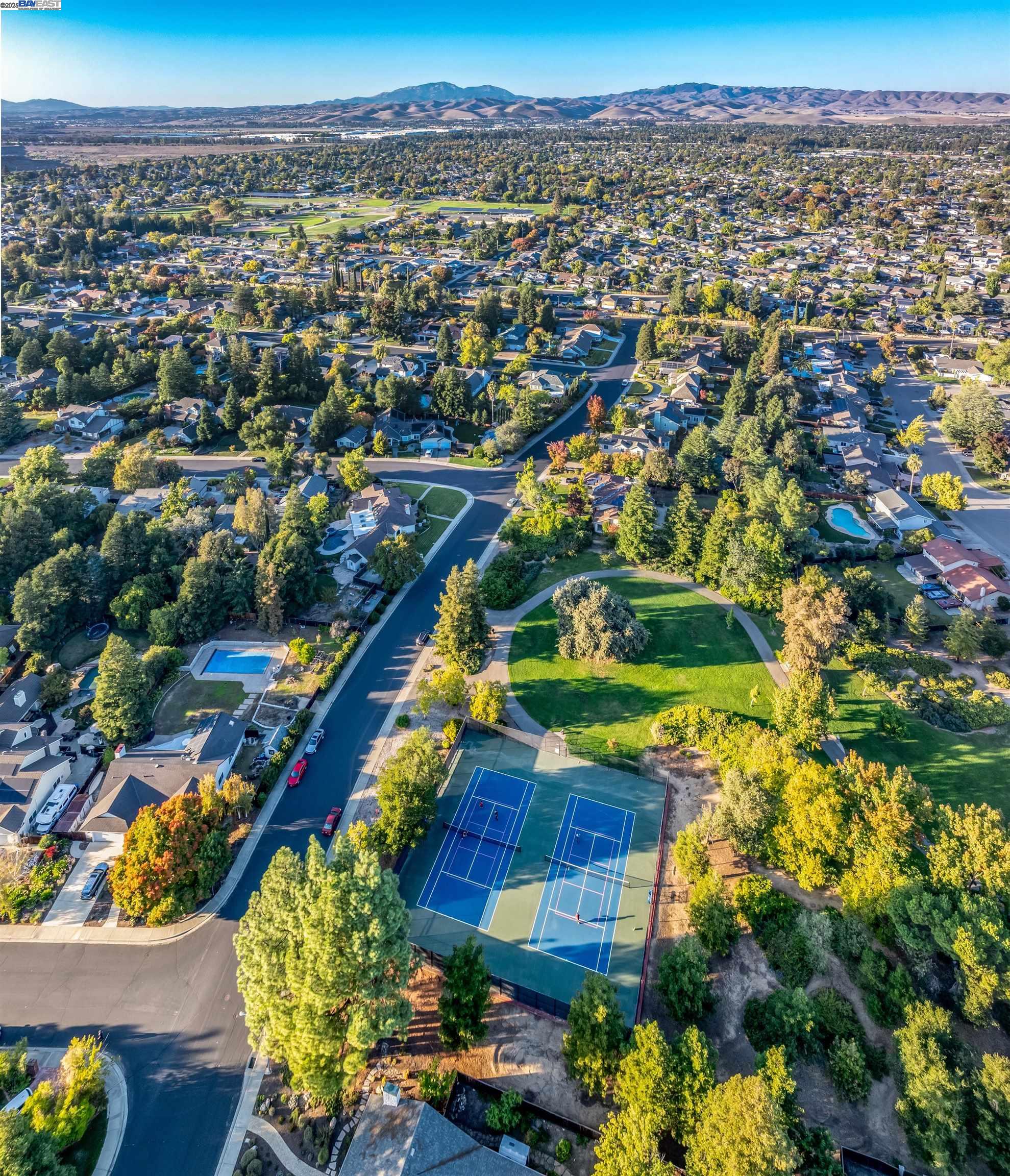 601 Orion Way, Livermore