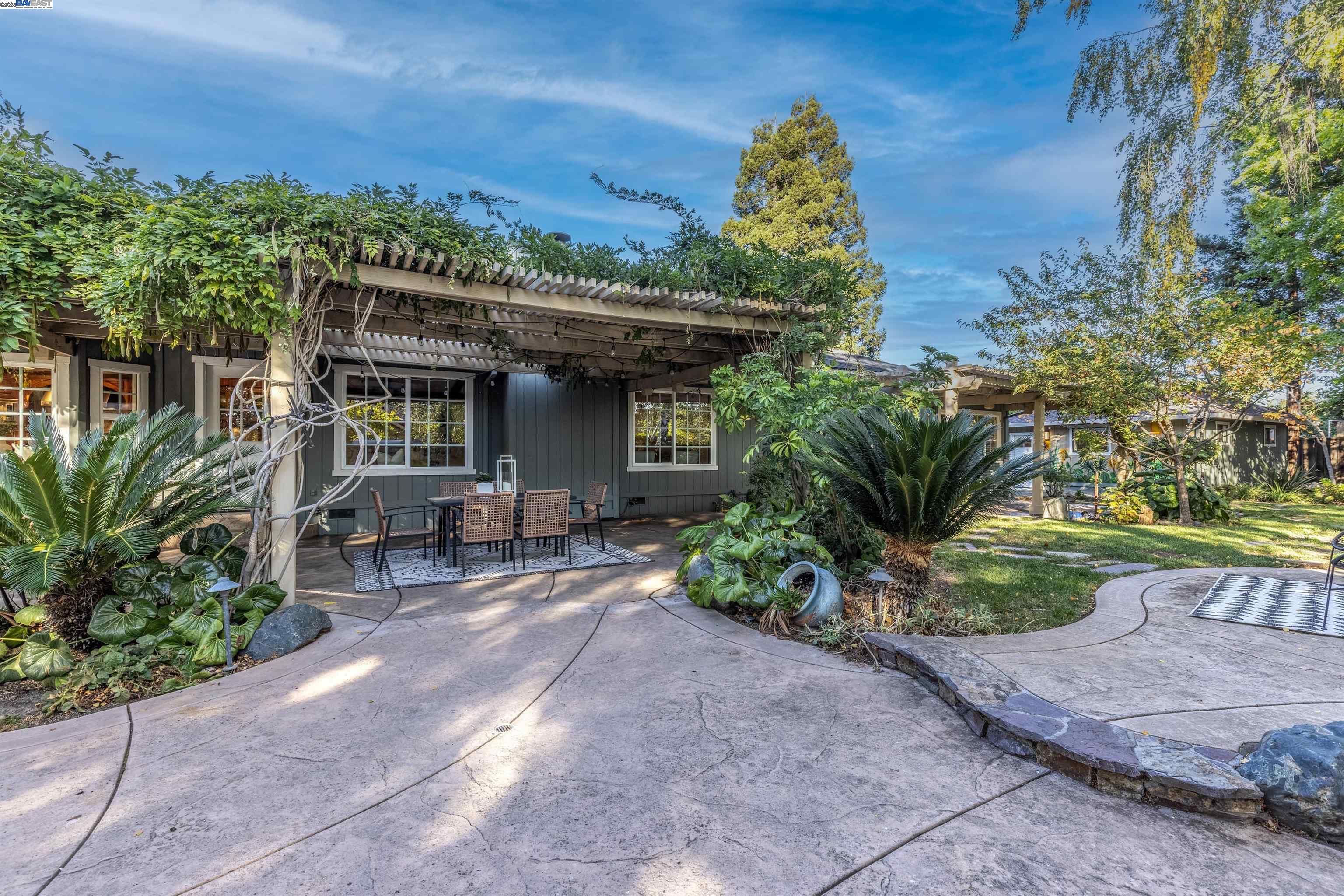 601 Orion Way, Livermore