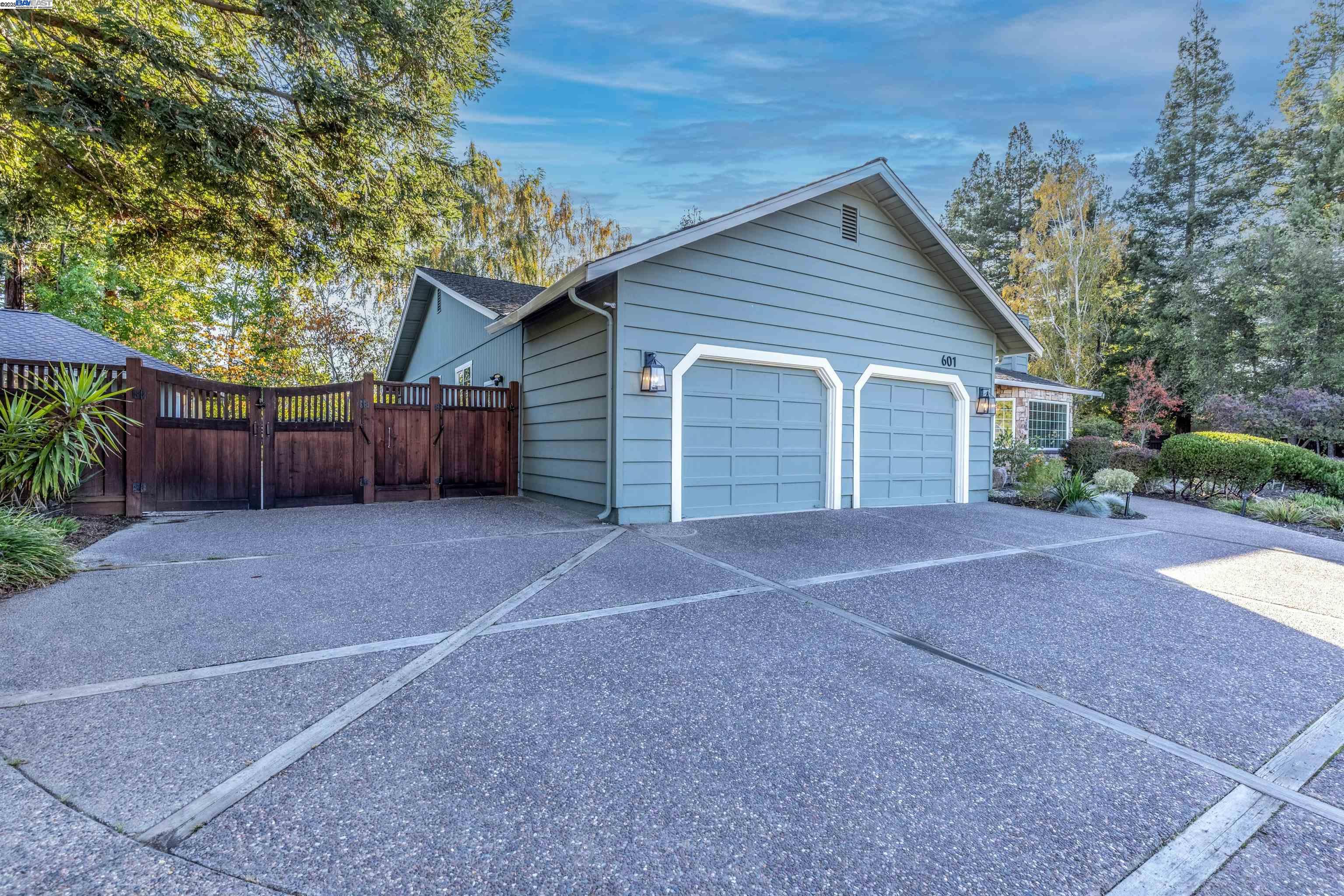 601 Orion Way, Livermore