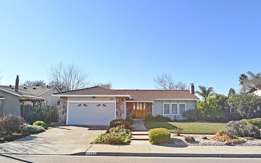 673 Emerald St.