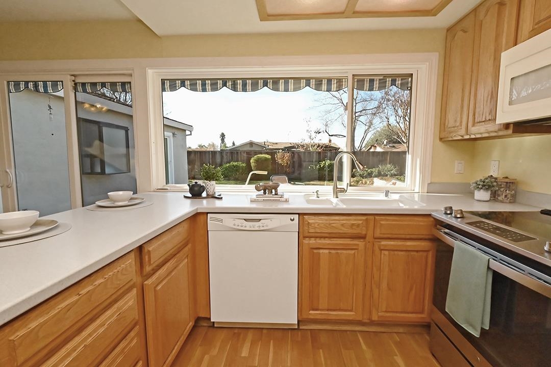 673 Emerald St.