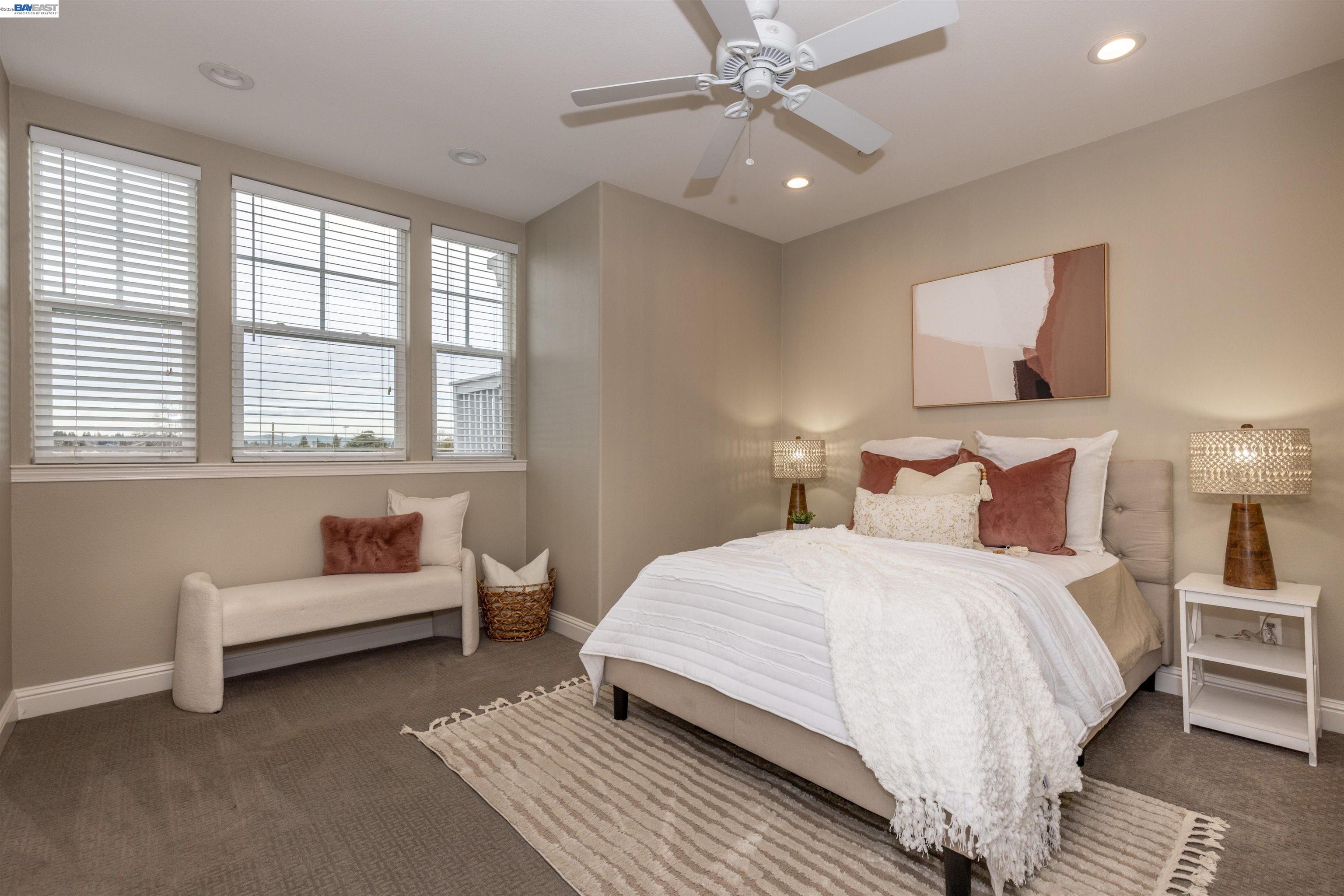 318 S Livermore Ave Unit: 104