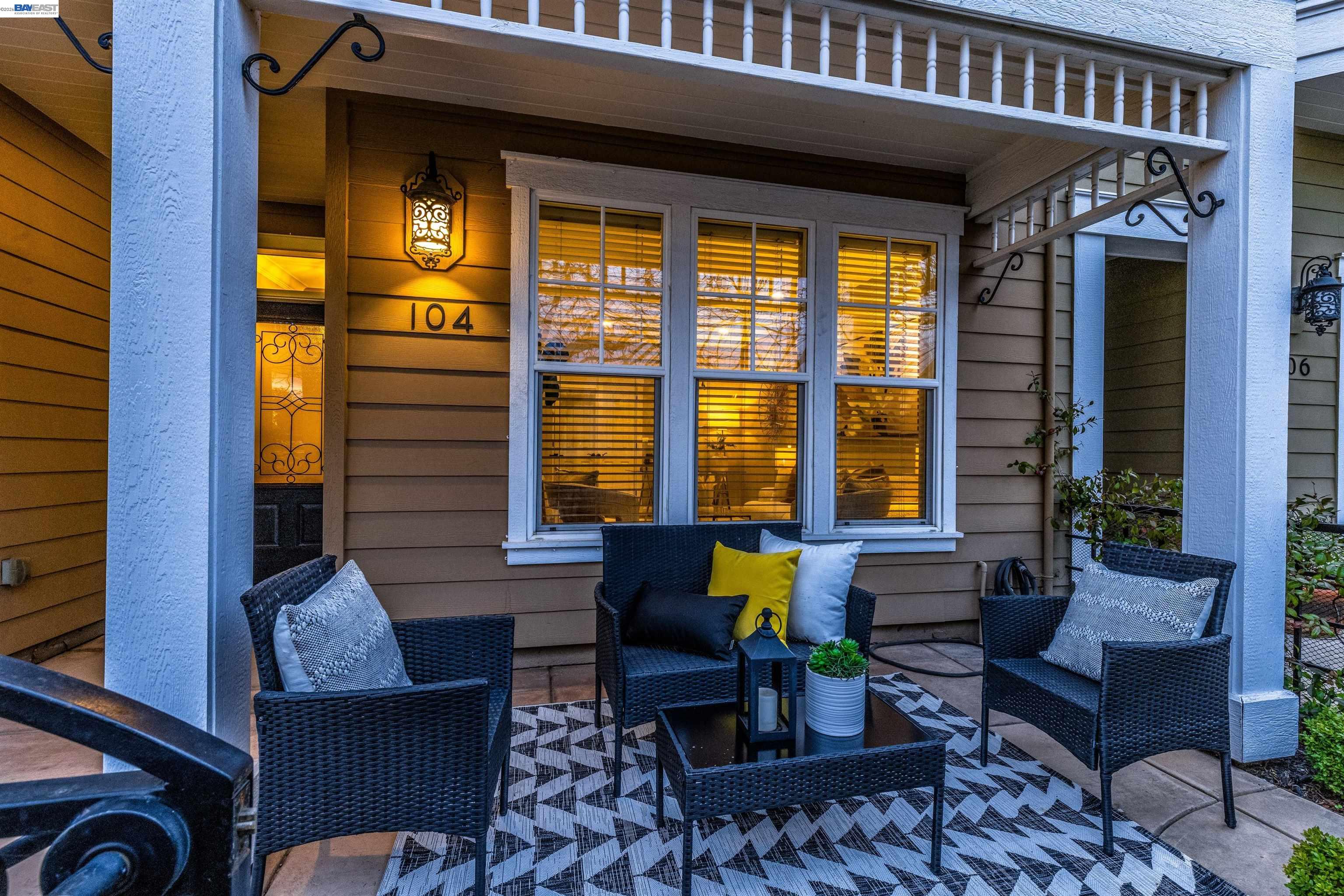 318 S Livermore Ave Unit: 104