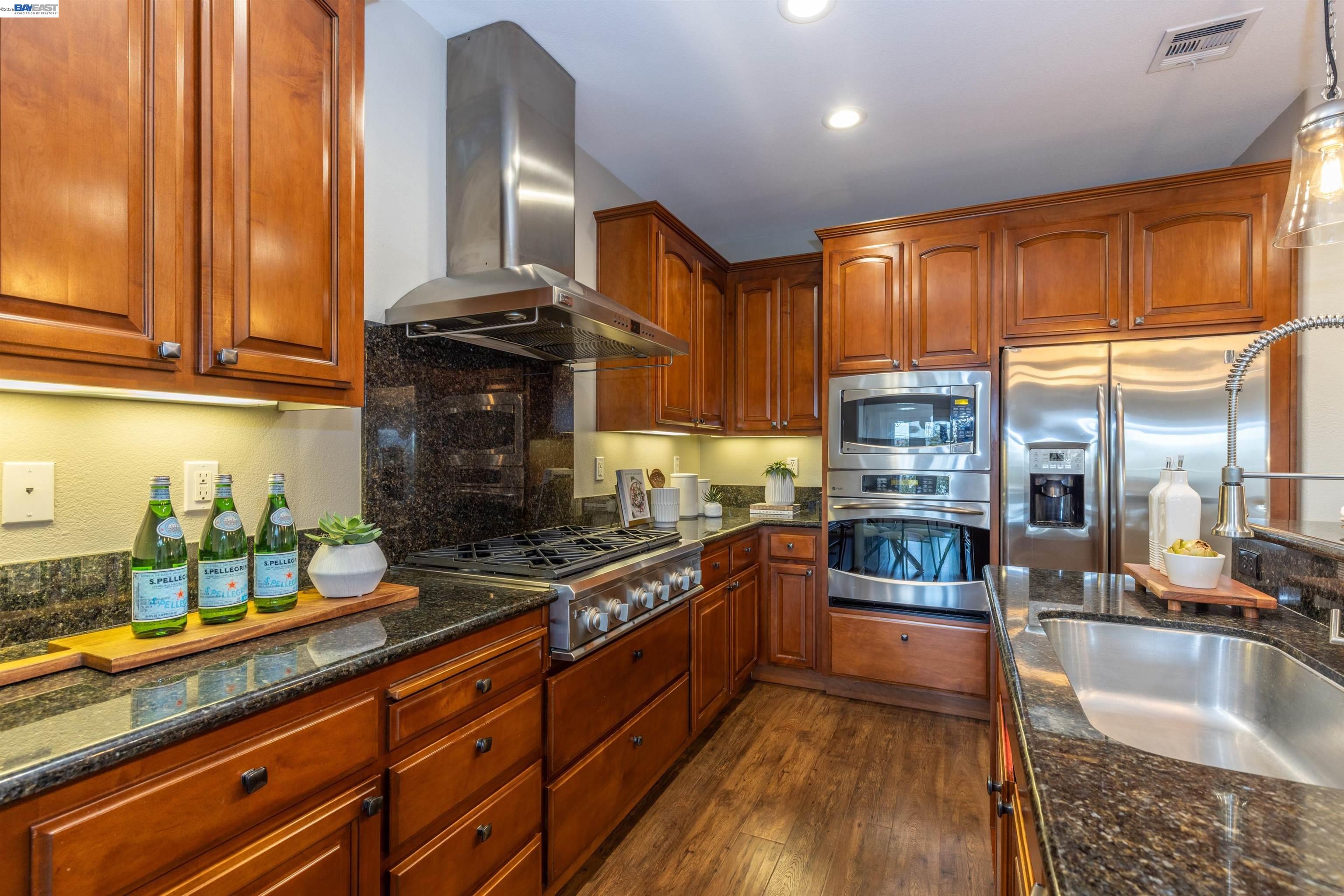 318 S Livermore Ave Unit: 104