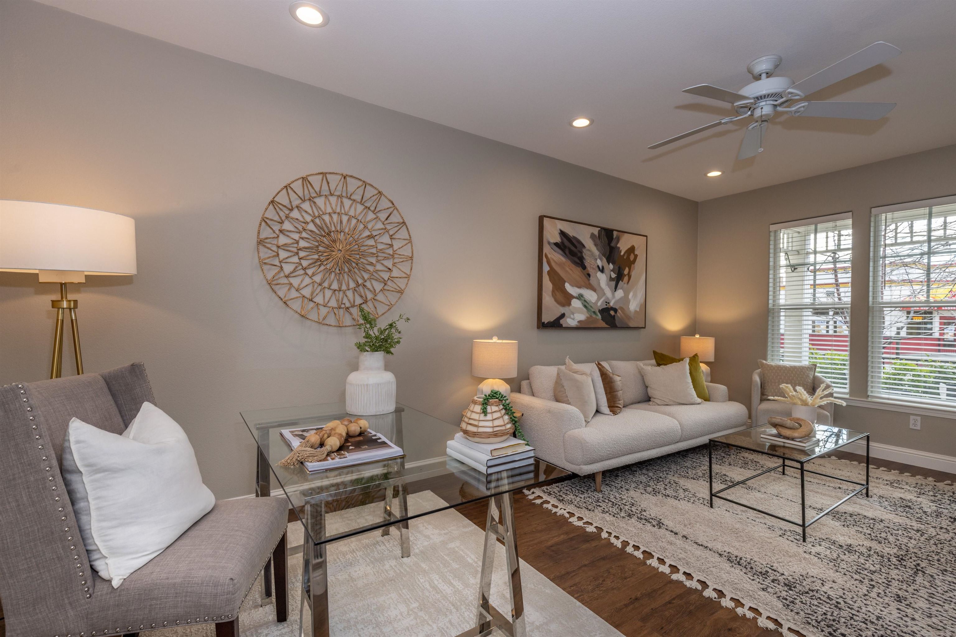 318 S Livermore Ave Unit: 104