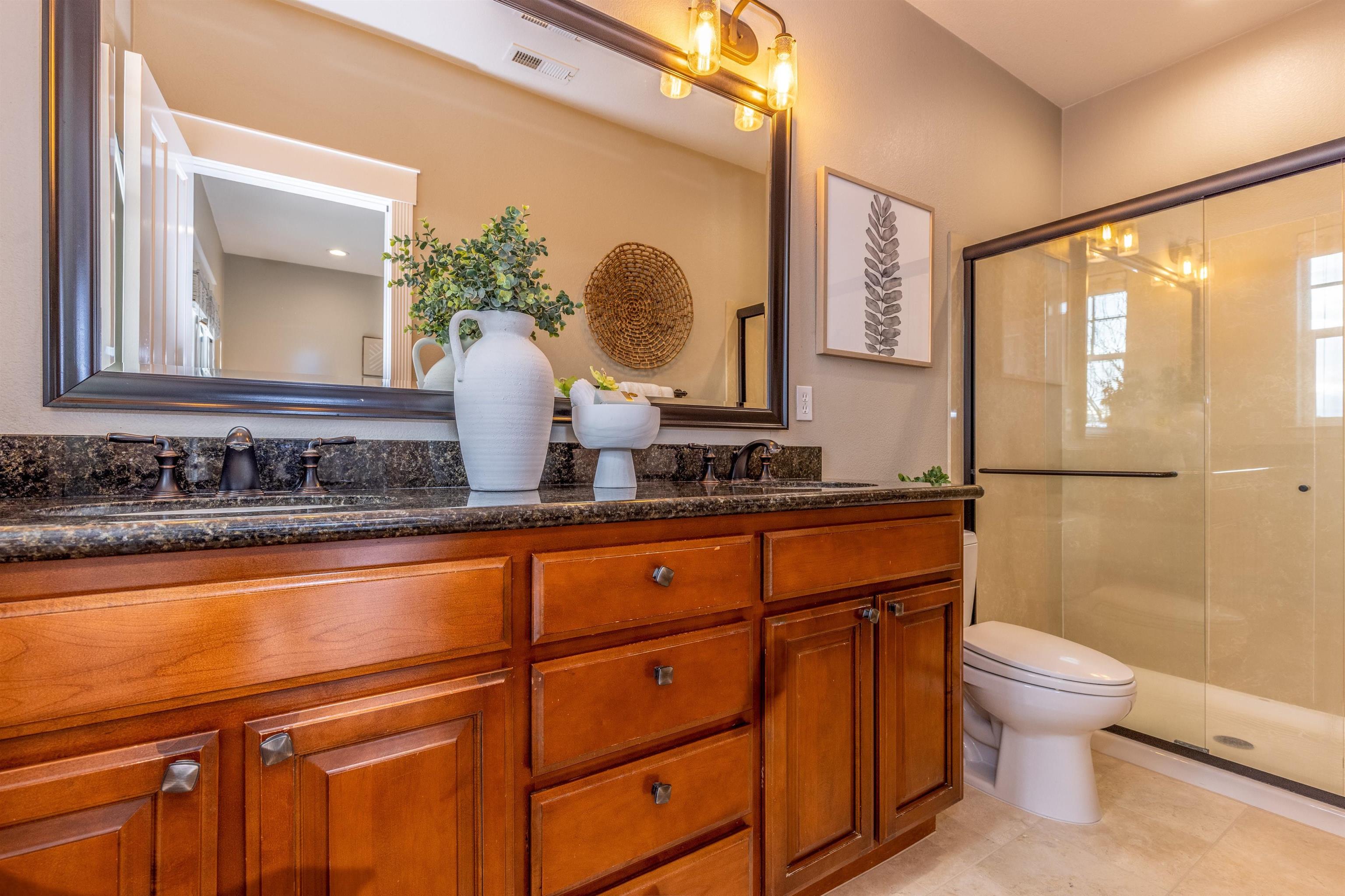 318 S Livermore Ave Unit: 104