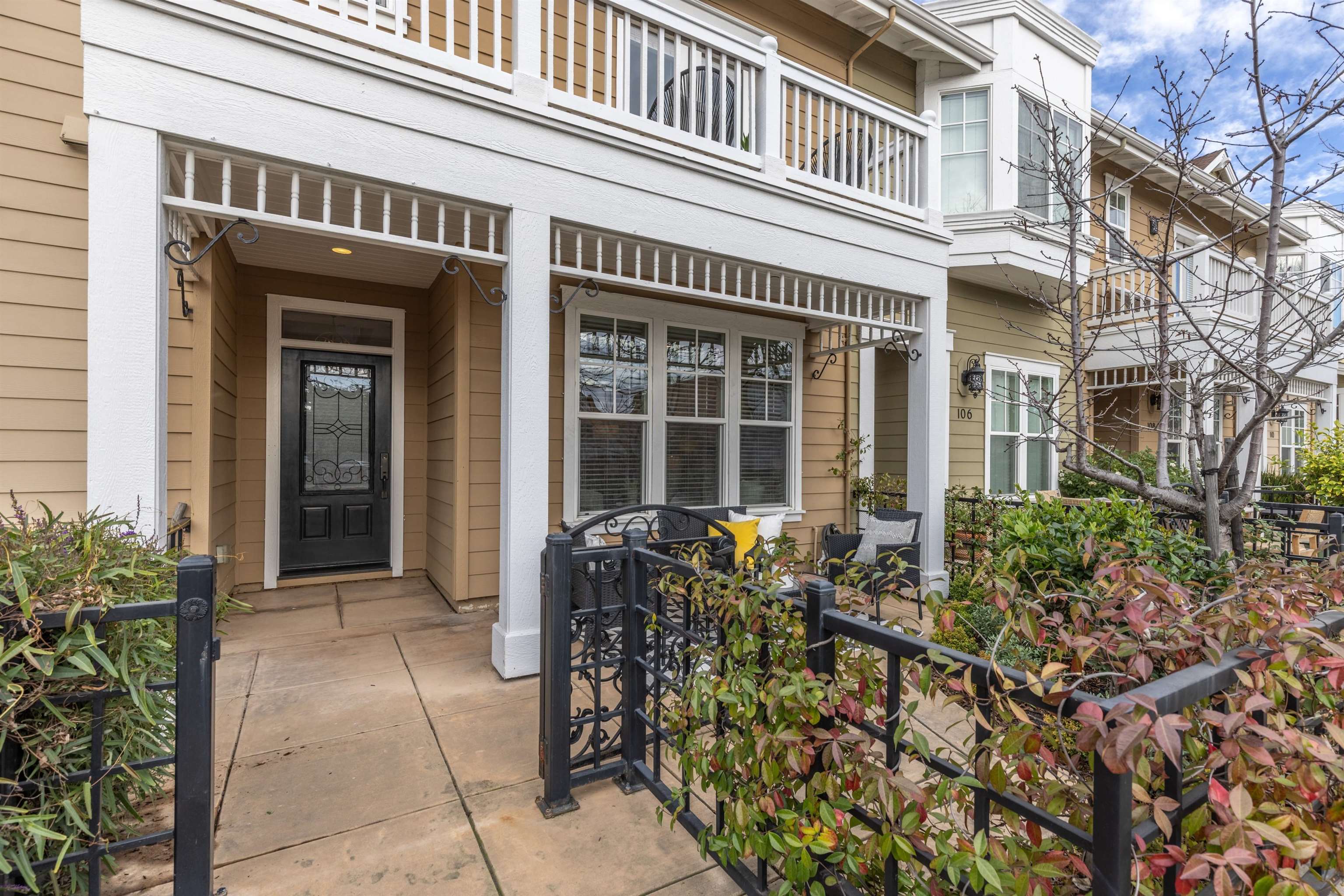 318 S Livermore Ave Unit: 104