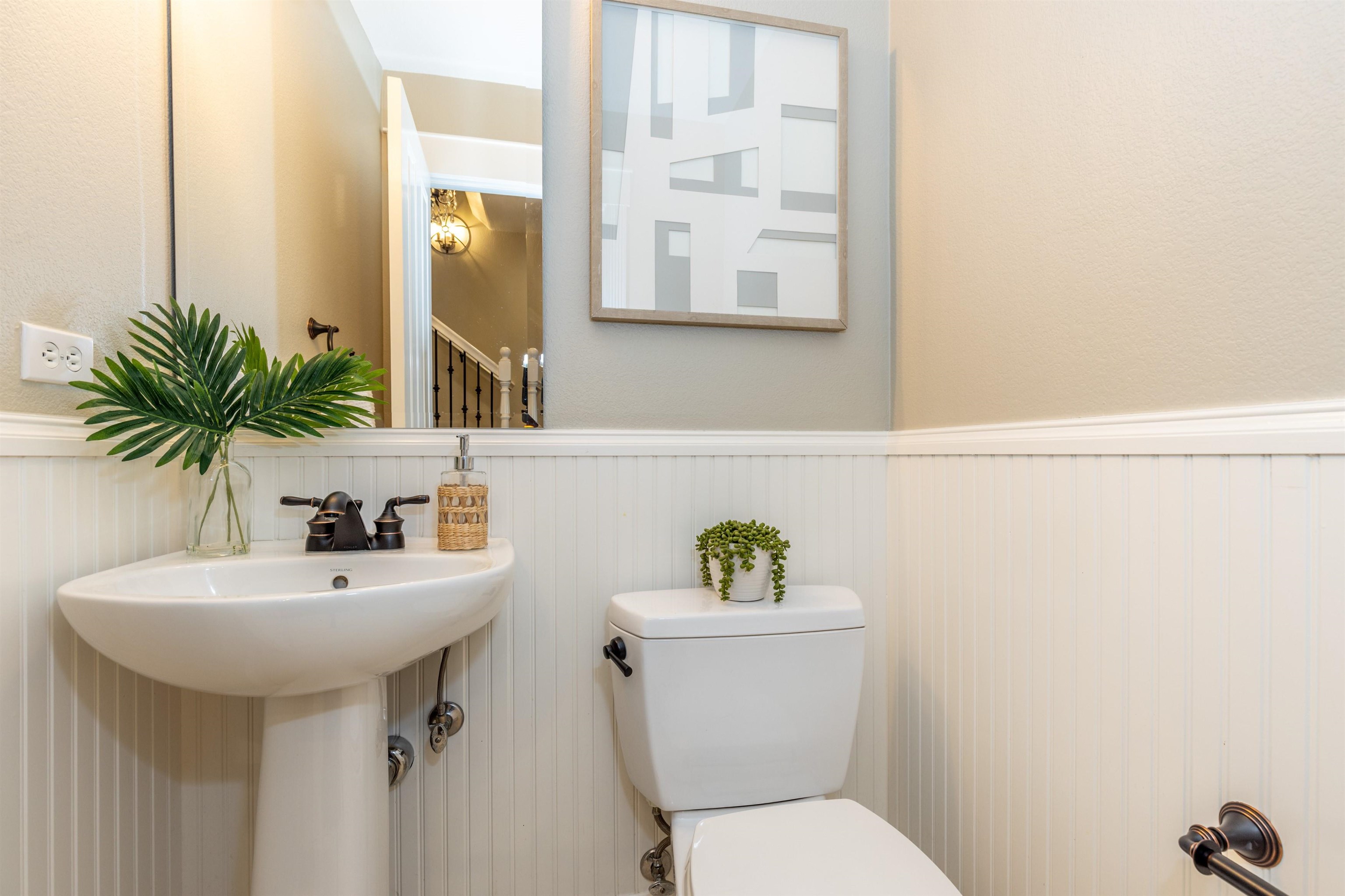 318 S Livermore Ave Unit: 104