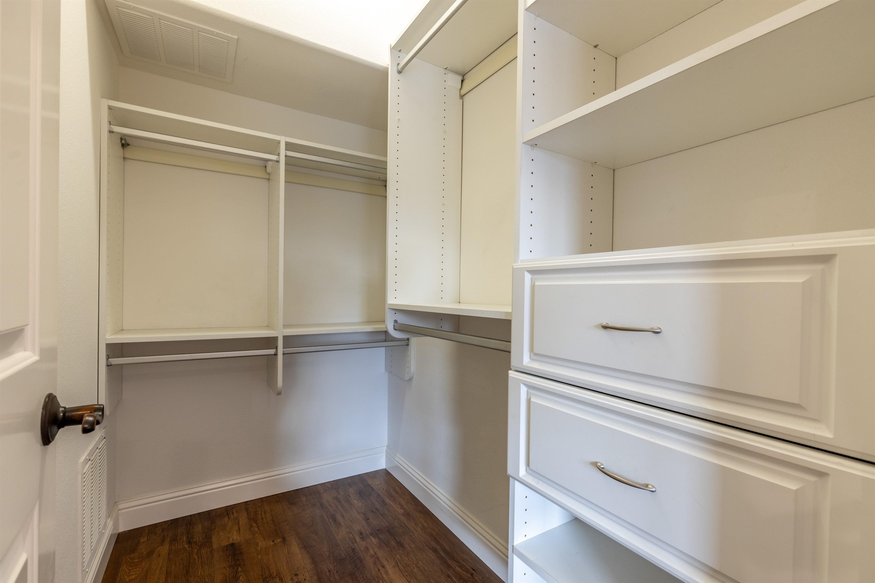 318 S Livermore Ave Unit: 104