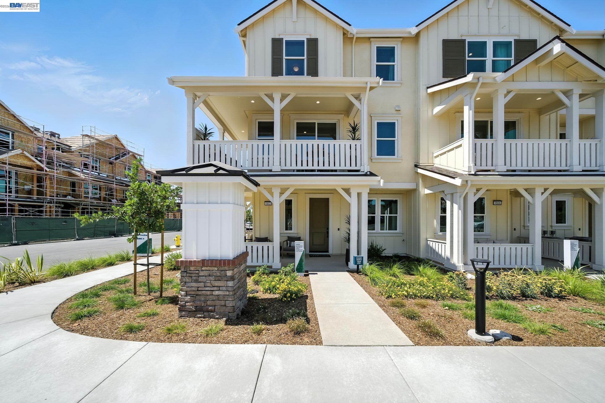 4723 Marengo Common