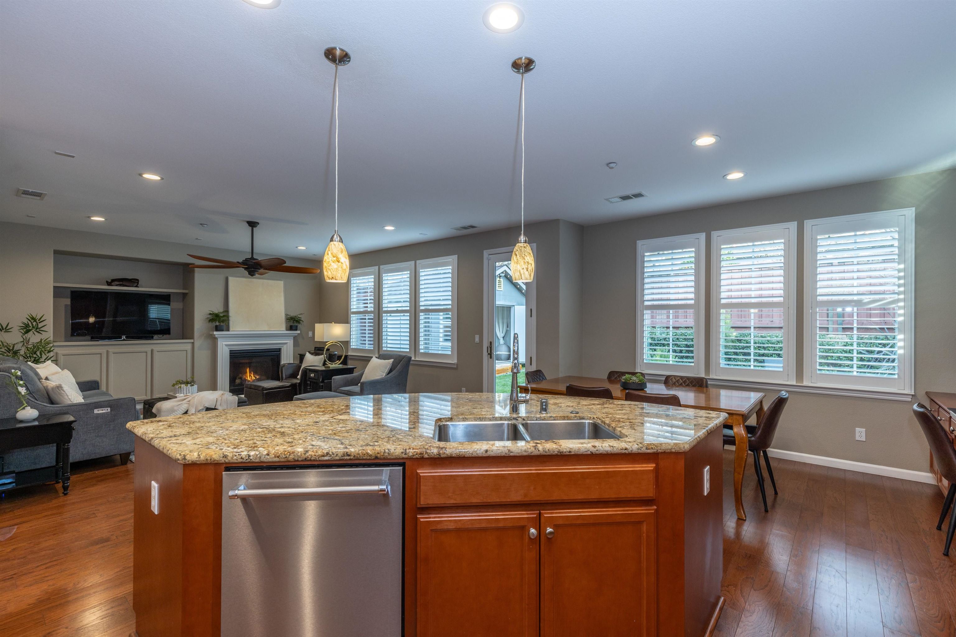 1384 Buckhorn Creek Rd