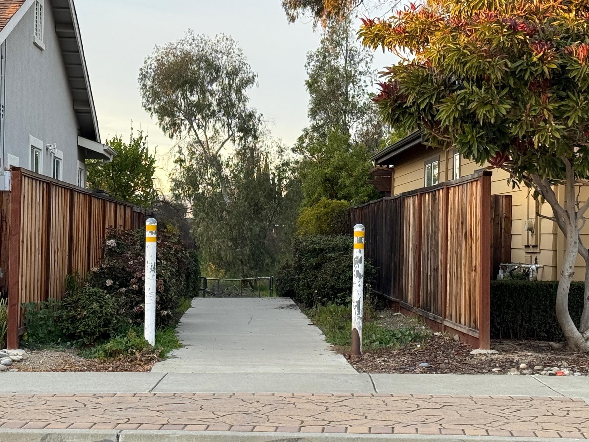 1384 Buckhorn Creek Rd