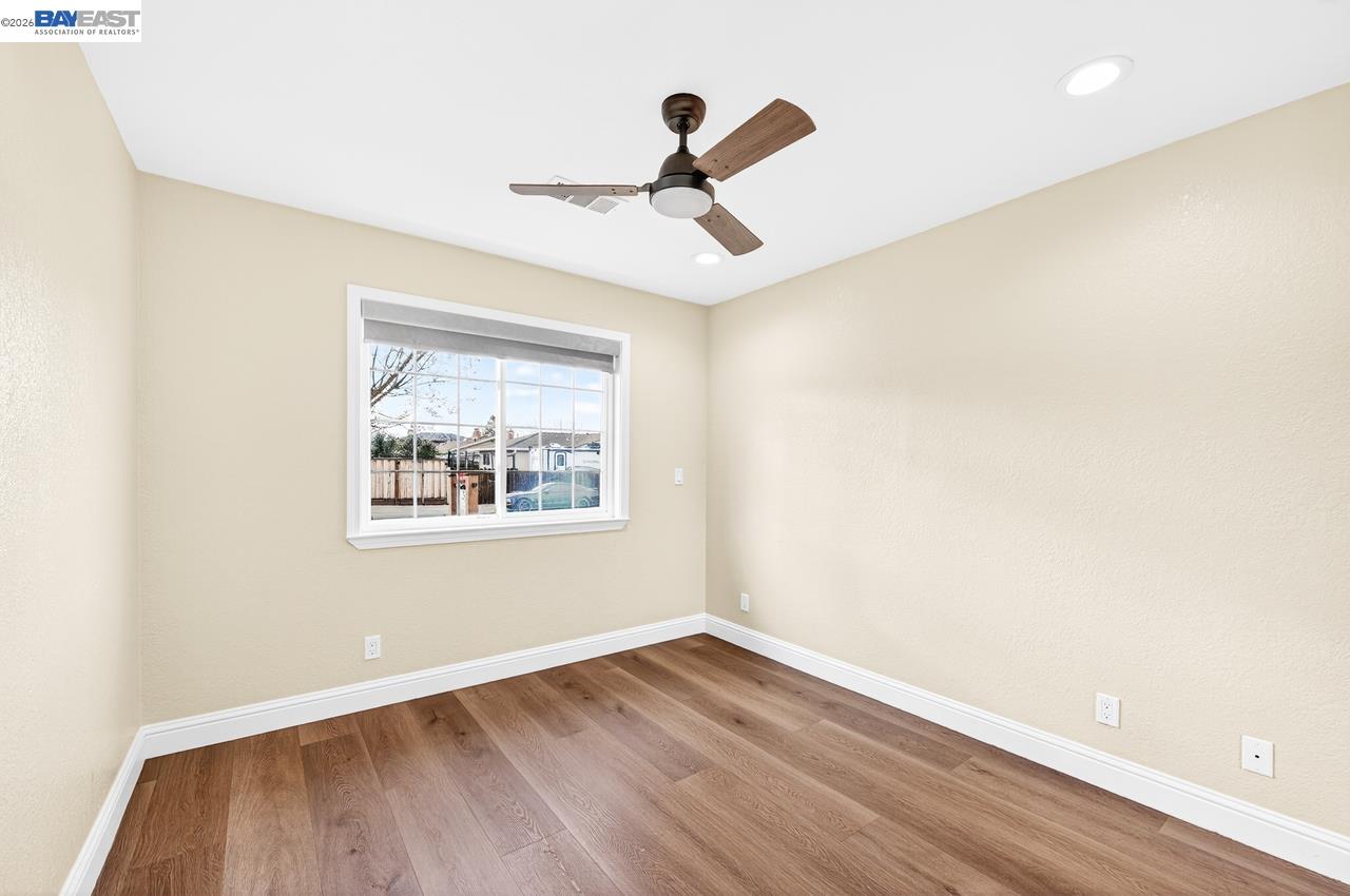 575 Bell Ave