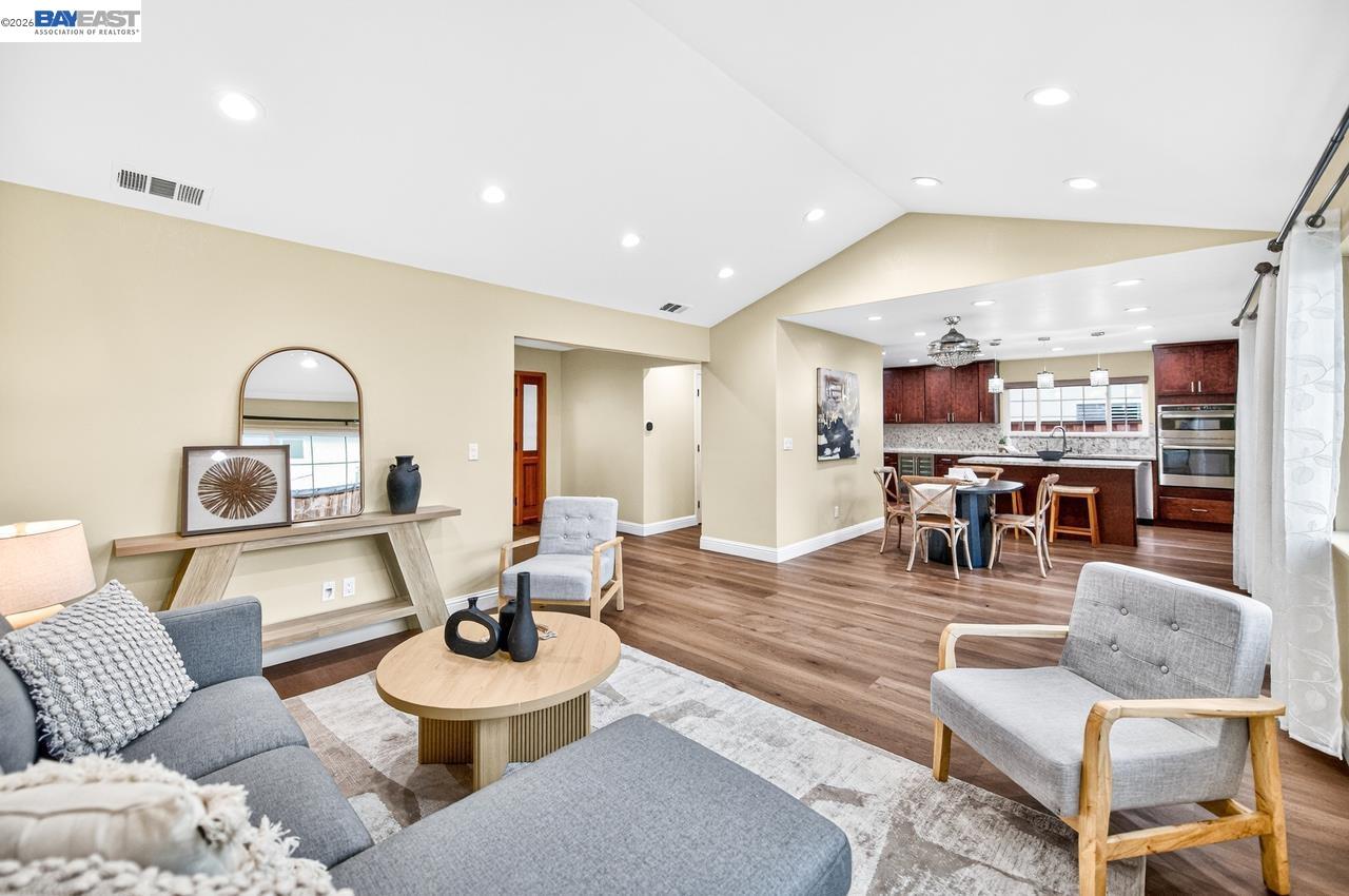 575 Bell Ave