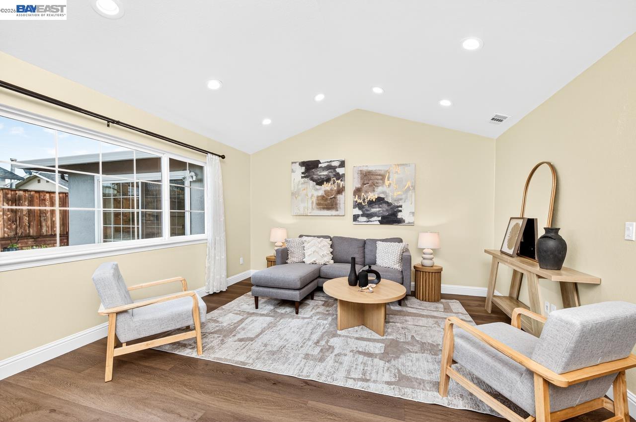 575 Bell Ave