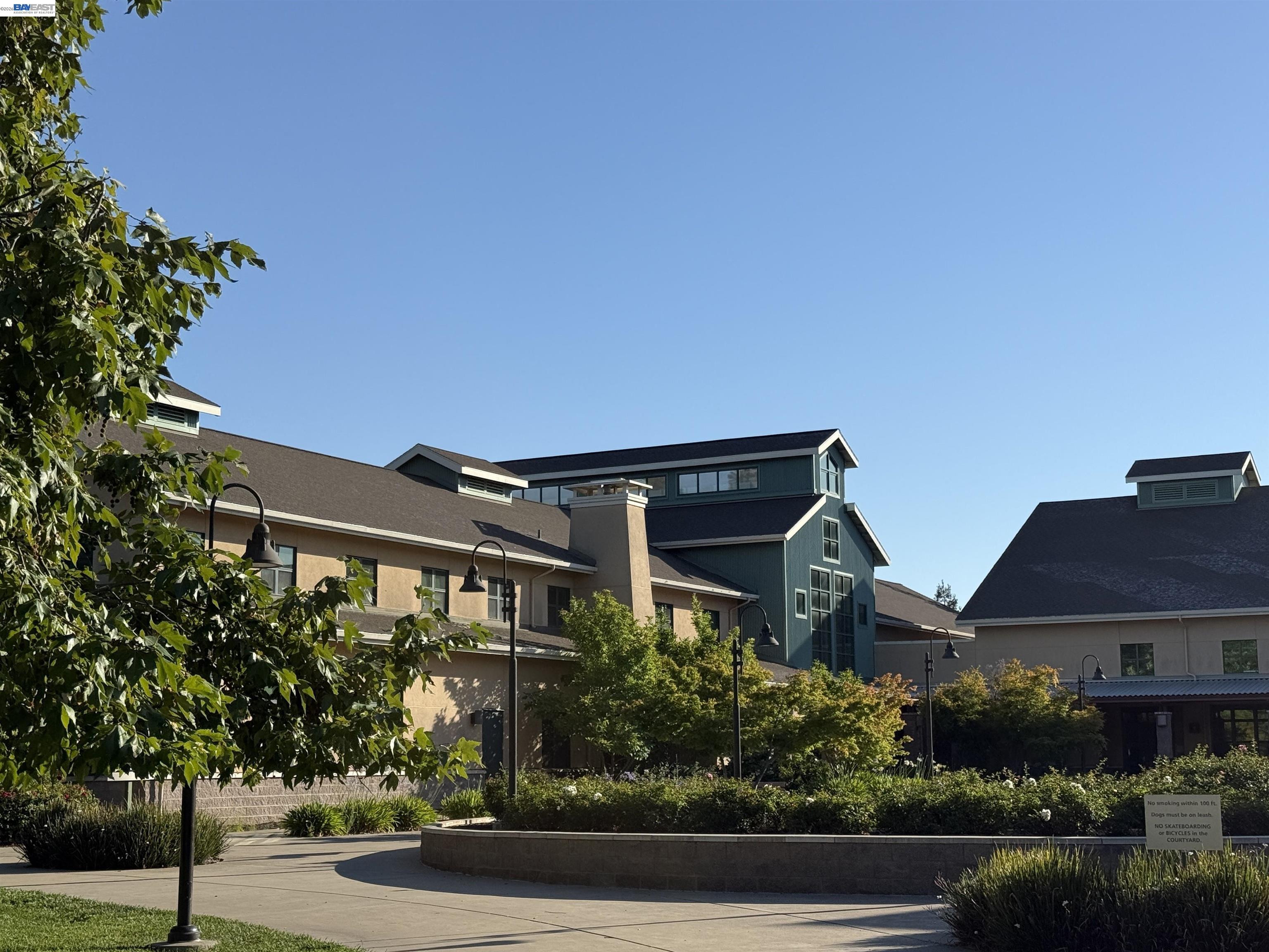 3734 Carrigan Cmn
