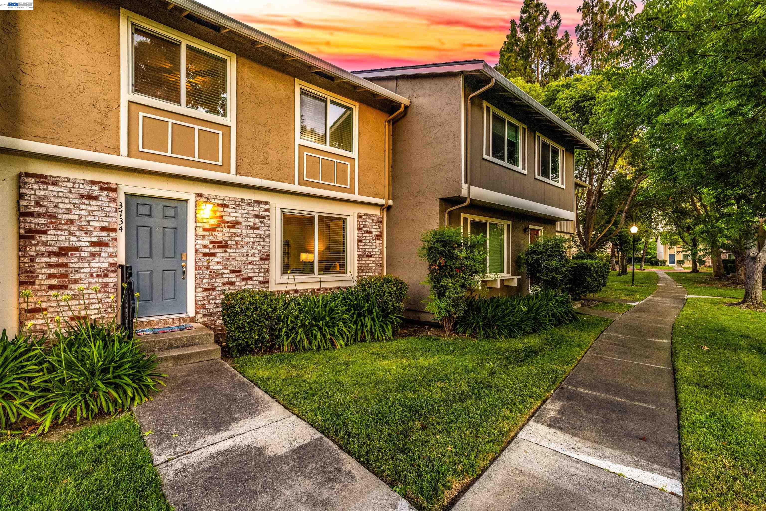 3734 Carrigan Cmn