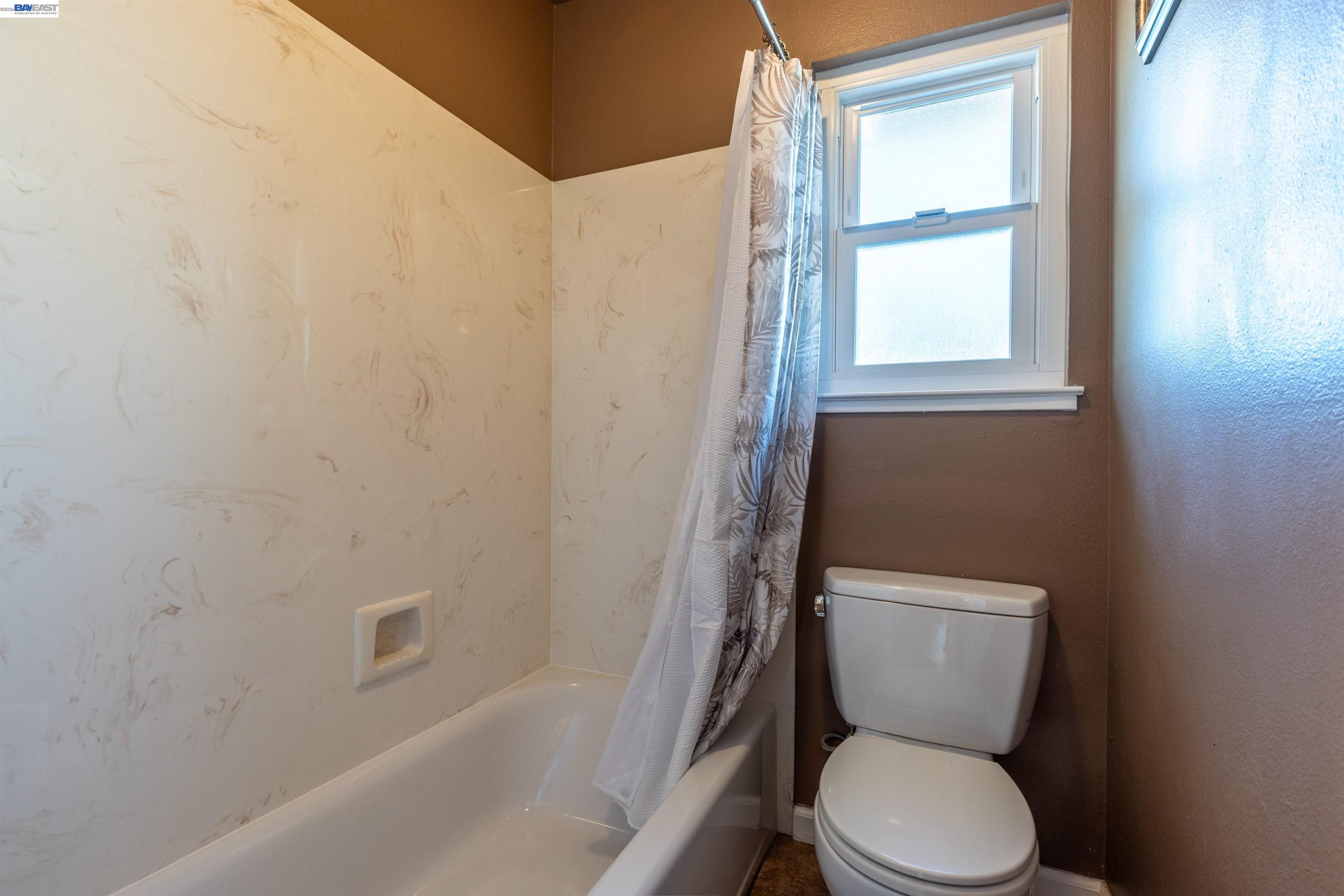 3734 Carrigan Cmn