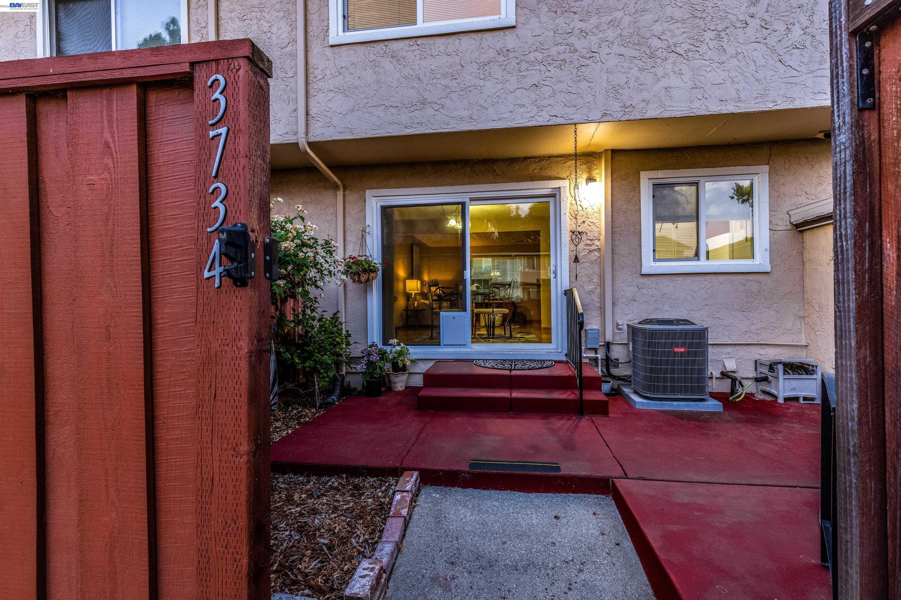 3734 Carrigan Cmn