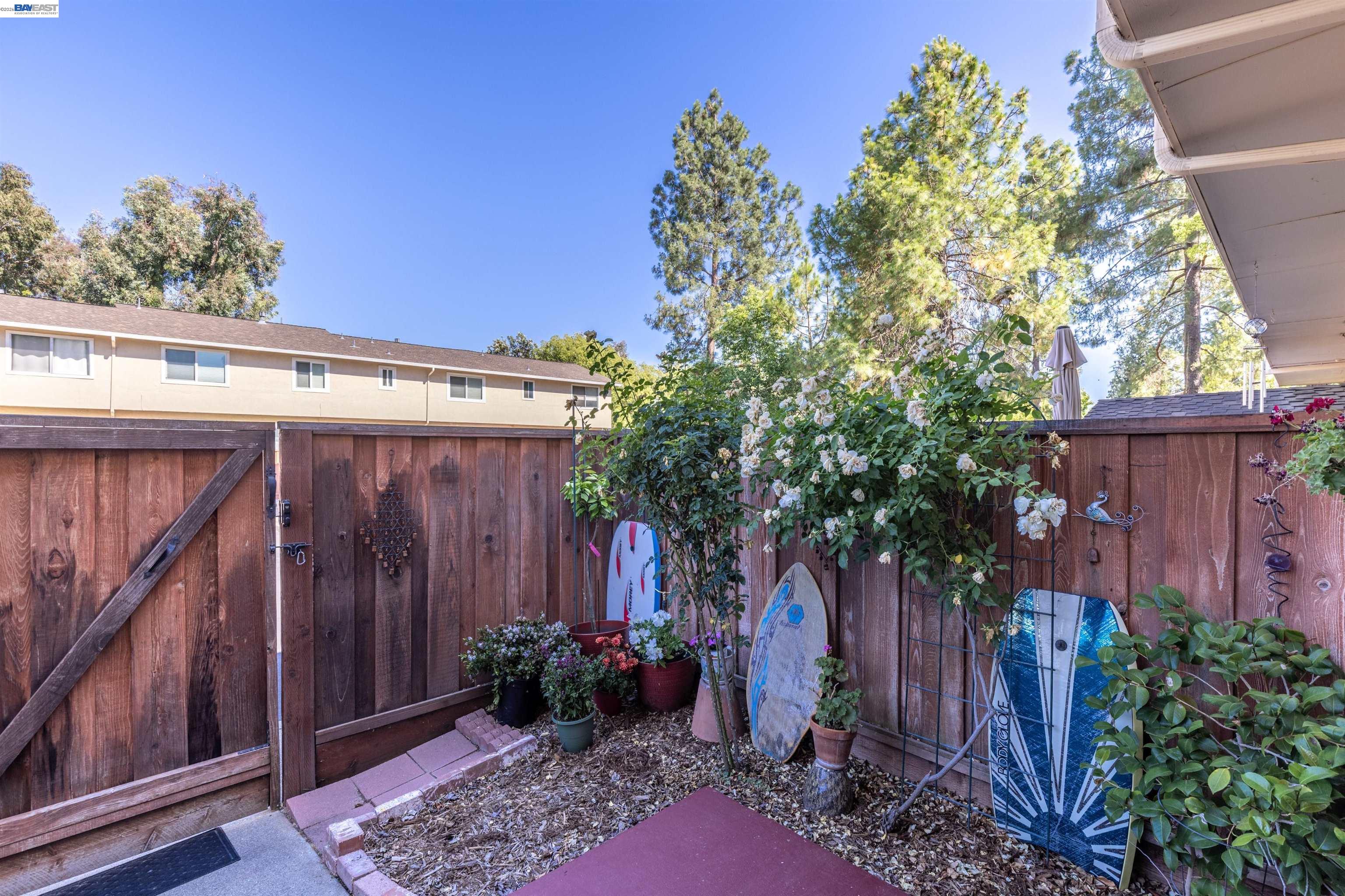 3734 Carrigan Cmn